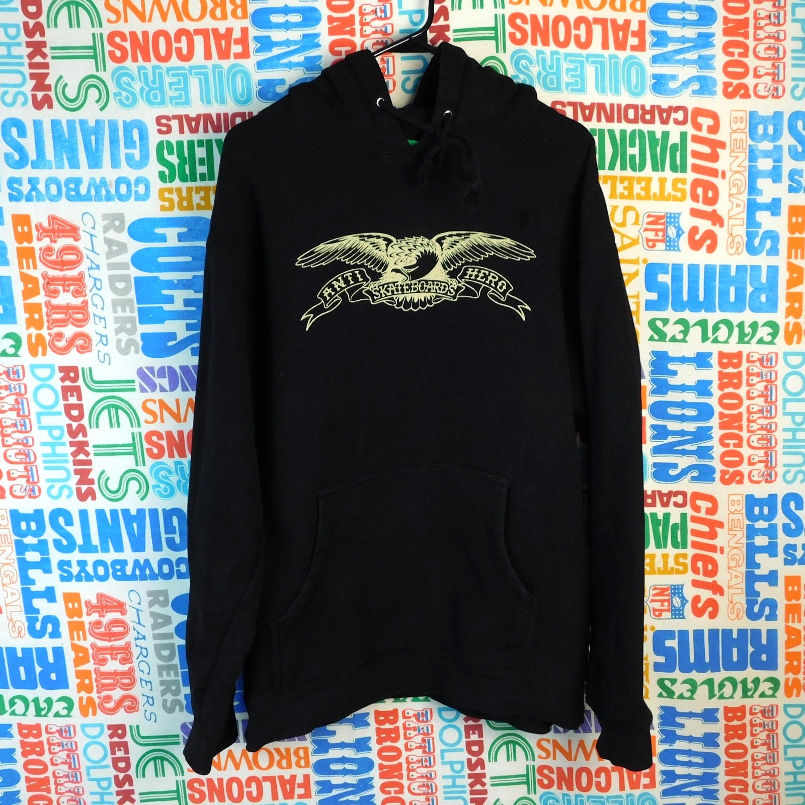Anti Hero Skateboards Eagle Logo Hoodie Black Pullover Sweatshirt Mens Medium