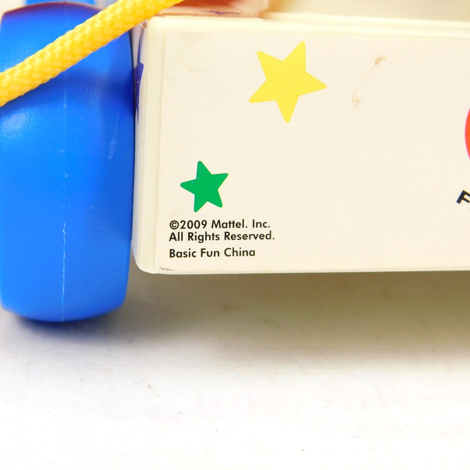 Fisher Price Chatter Phone Telephone Pull String Toy 2009 Mattel Basic Fun