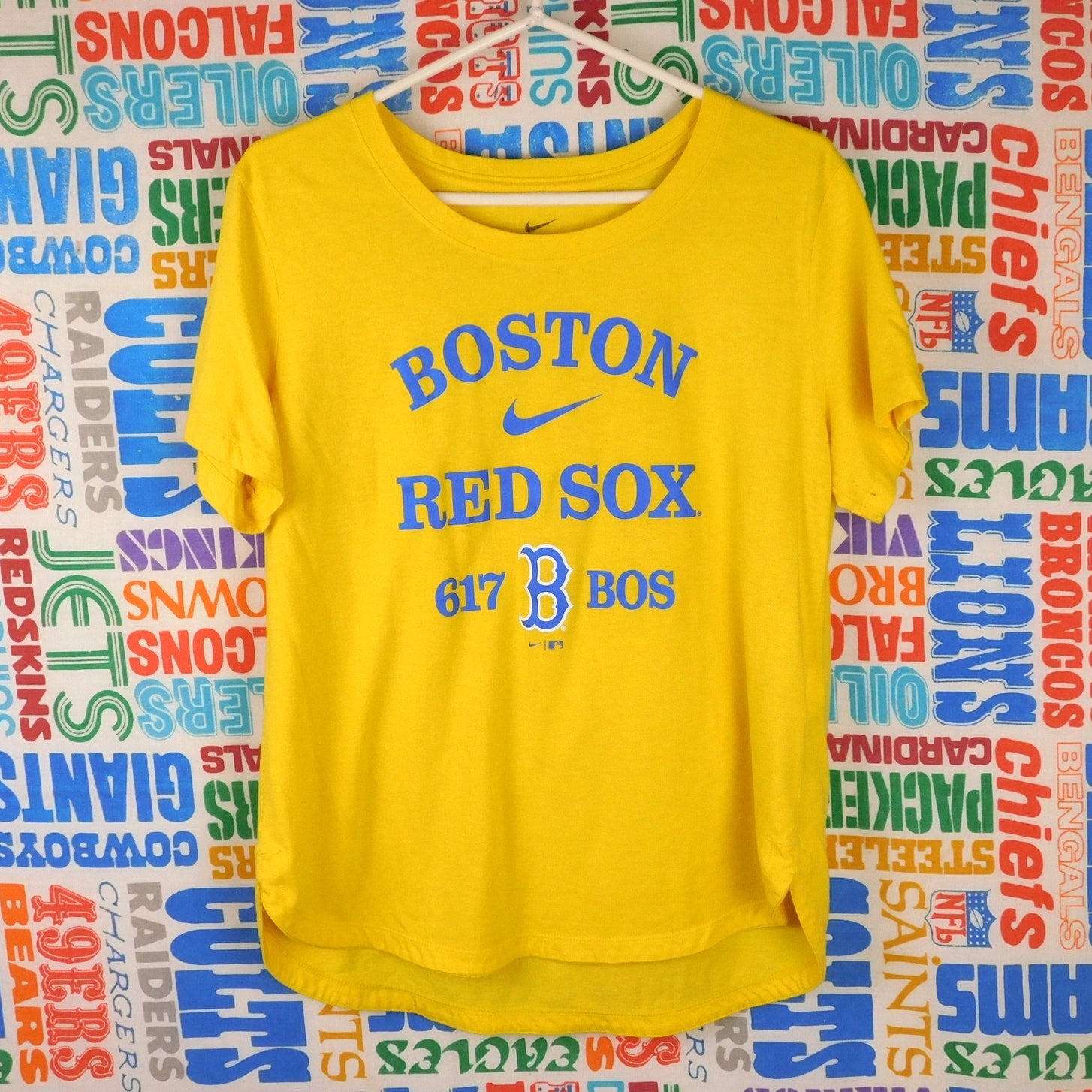 Nike Boston Red Sox 2022 City Edition T Shirt - Size Women's L