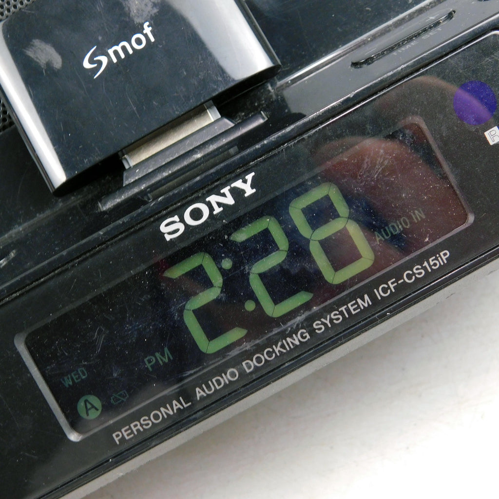 Sony ICF-CS15iP Personal Audio Docking System Tested Working iPod Incl Remote
