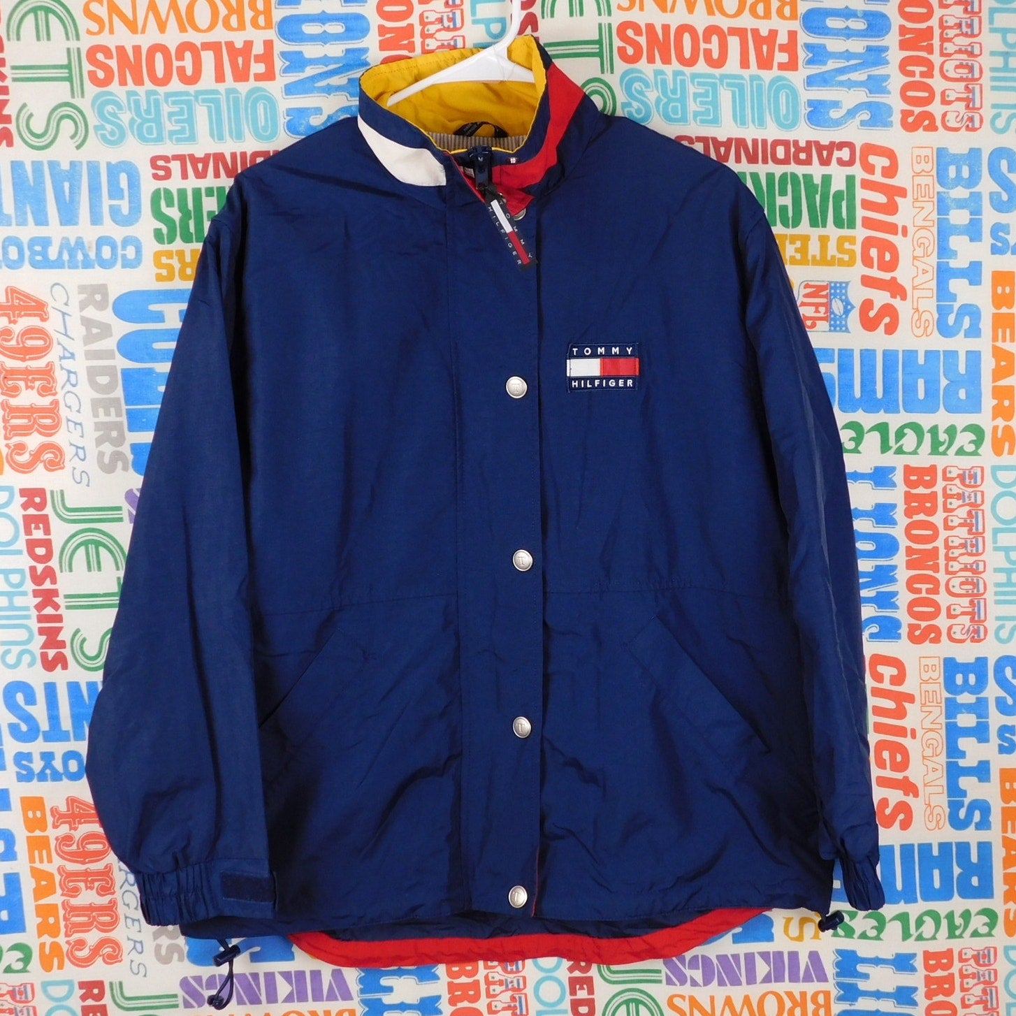 90s Tommy Hilfiger Windbreaker/Sailing Jacket - Size M