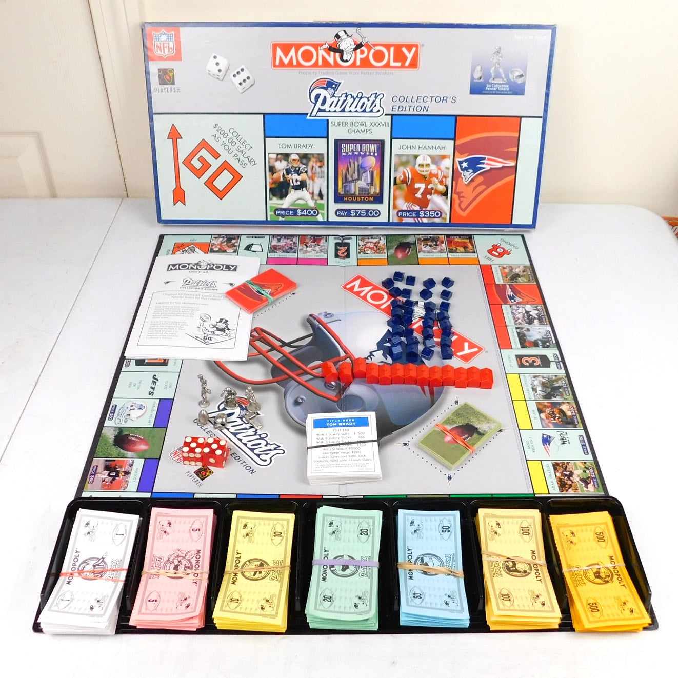 New England Patriots Monopoly Board Game Complete In Box USAopoly Vintage 2004