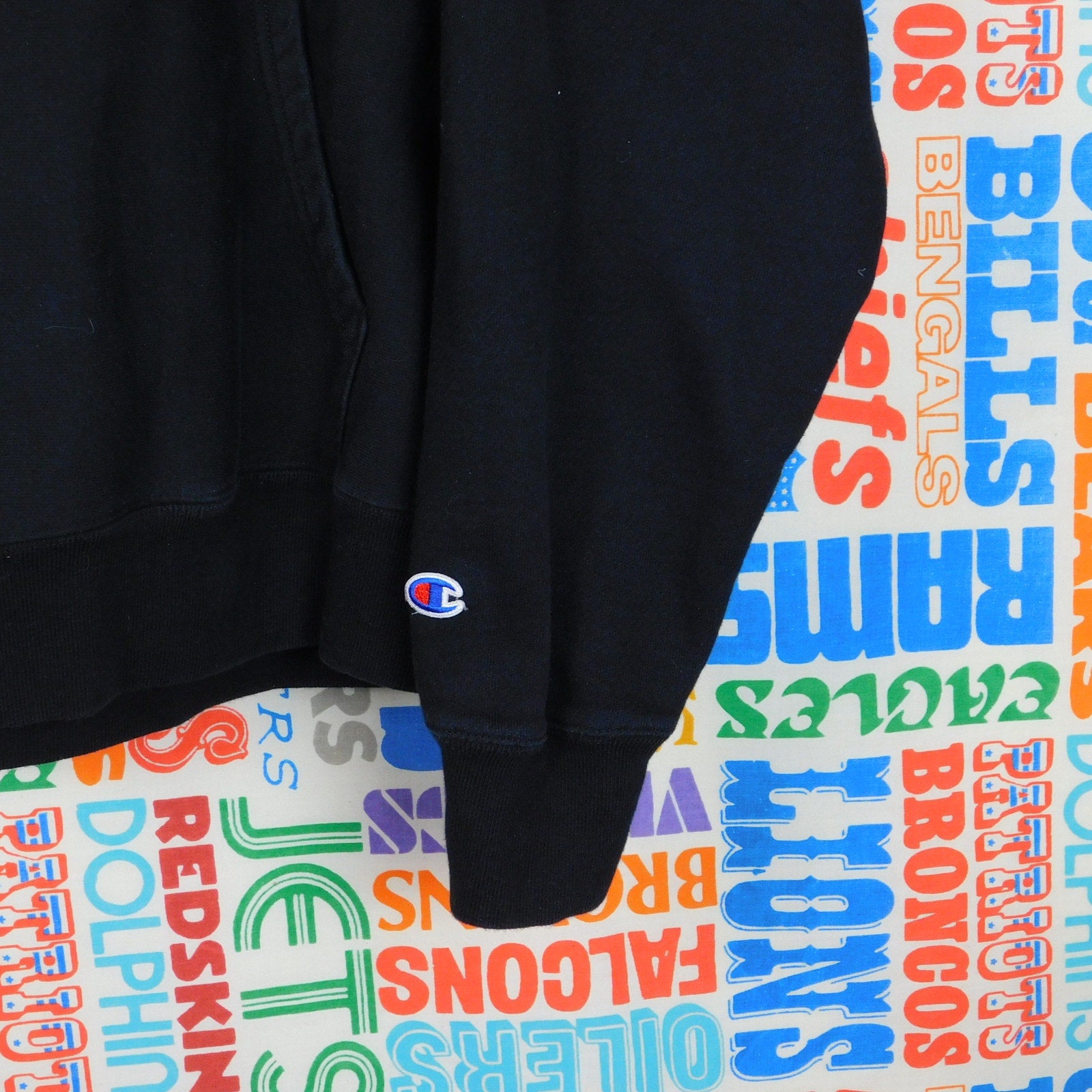 Champion Maine Black Bears Puff Print Hoodie - Size L