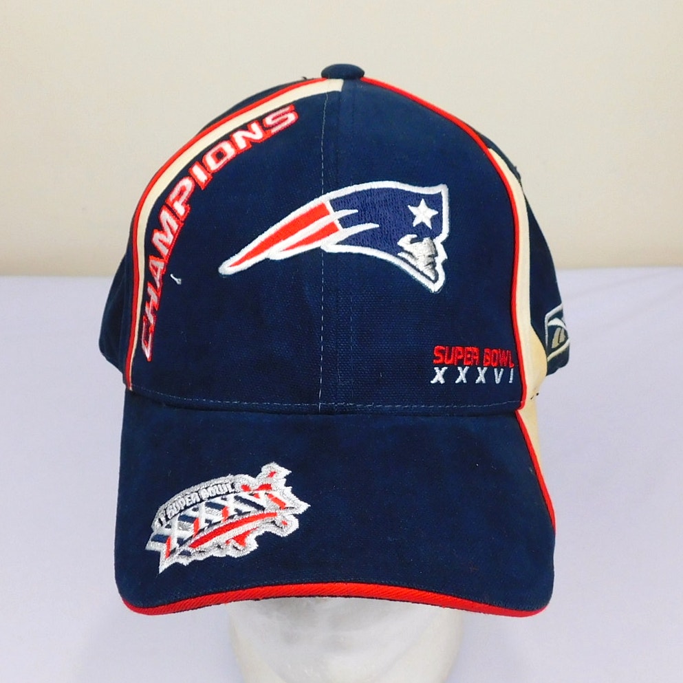 New England Patriots Super Bowl 36 Champs Hat - Adjustable, NWT (minor yellowing)
