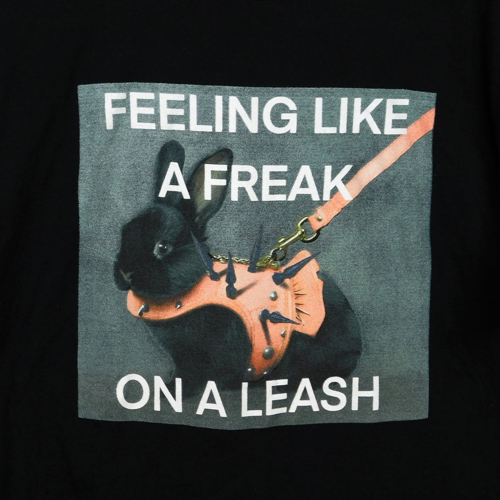 Teen Hearts Freak On A Leash T Shirt - Size L