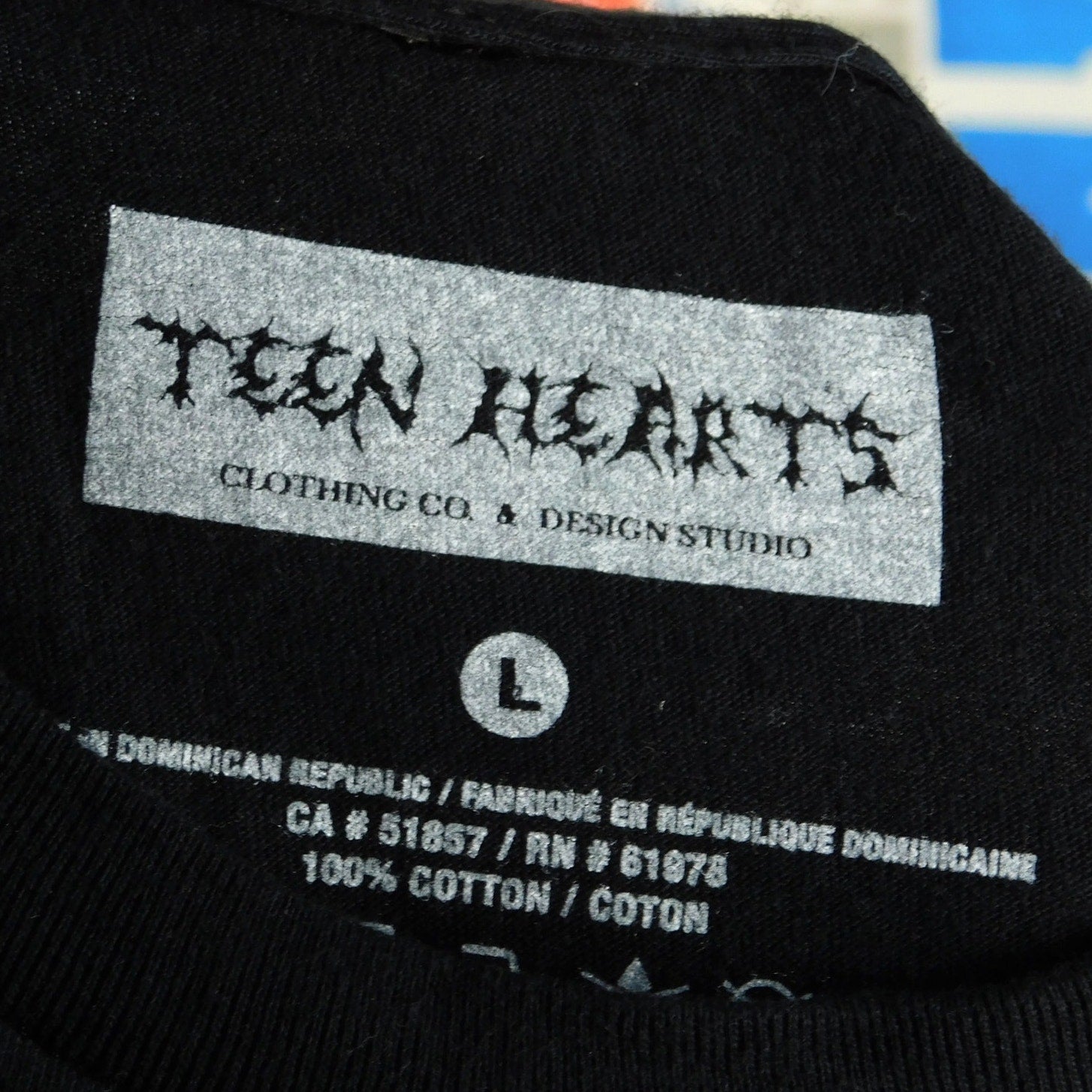 Teen Hearts Freak On A Leash T Shirt - Size L