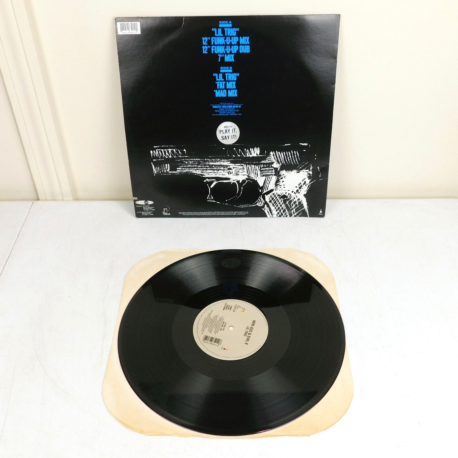 Rod Stewart Never A Dull Moment Vinyl Record LP 1972 Mercury SRM-1-646