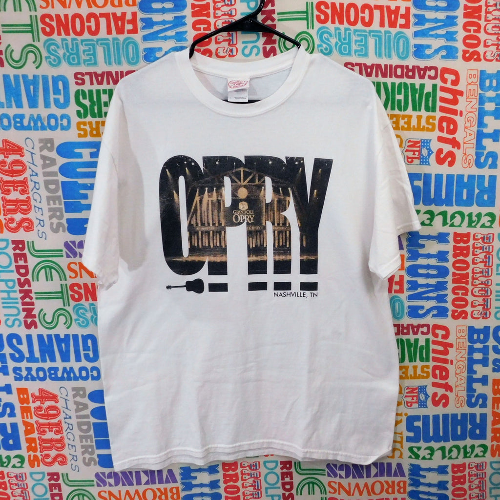 Nashville Grand Ole Opry Spellout T Shirt Size L White Graphic Tee Country TN