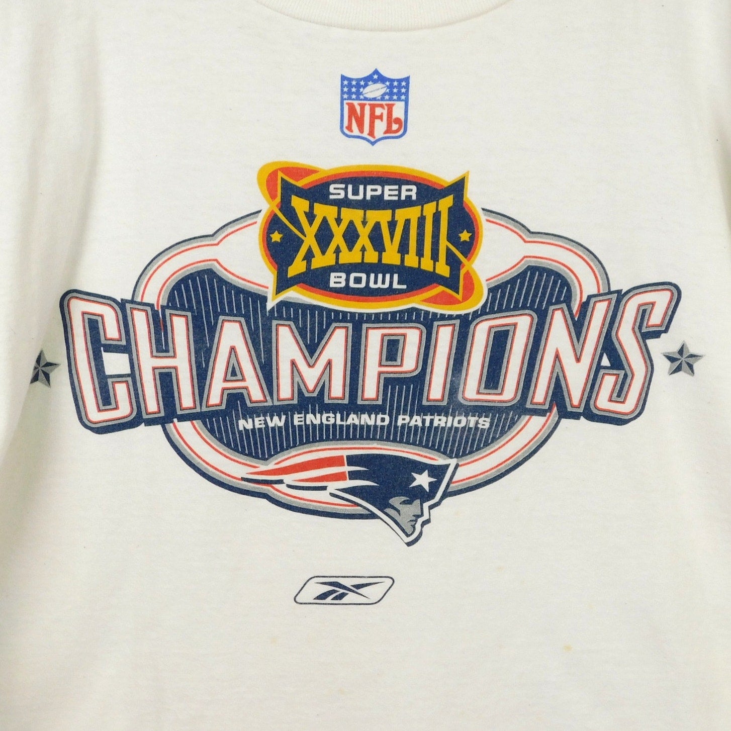 Y2K New England Patriots Super Bowl 38 Champions Long Sleeve Tee - Size L