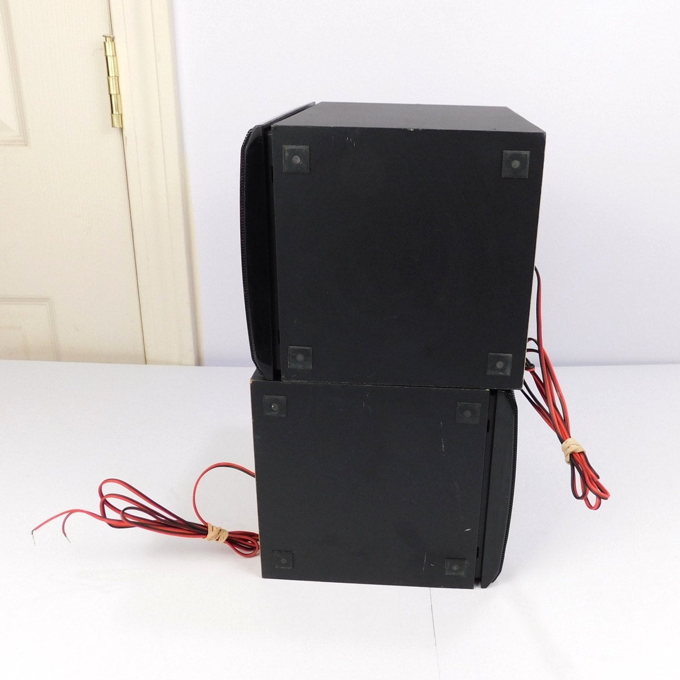 Sharp CP-DH259N Bookshelf Speakers Tested Working Black 80W 4Ω Removable Grilles