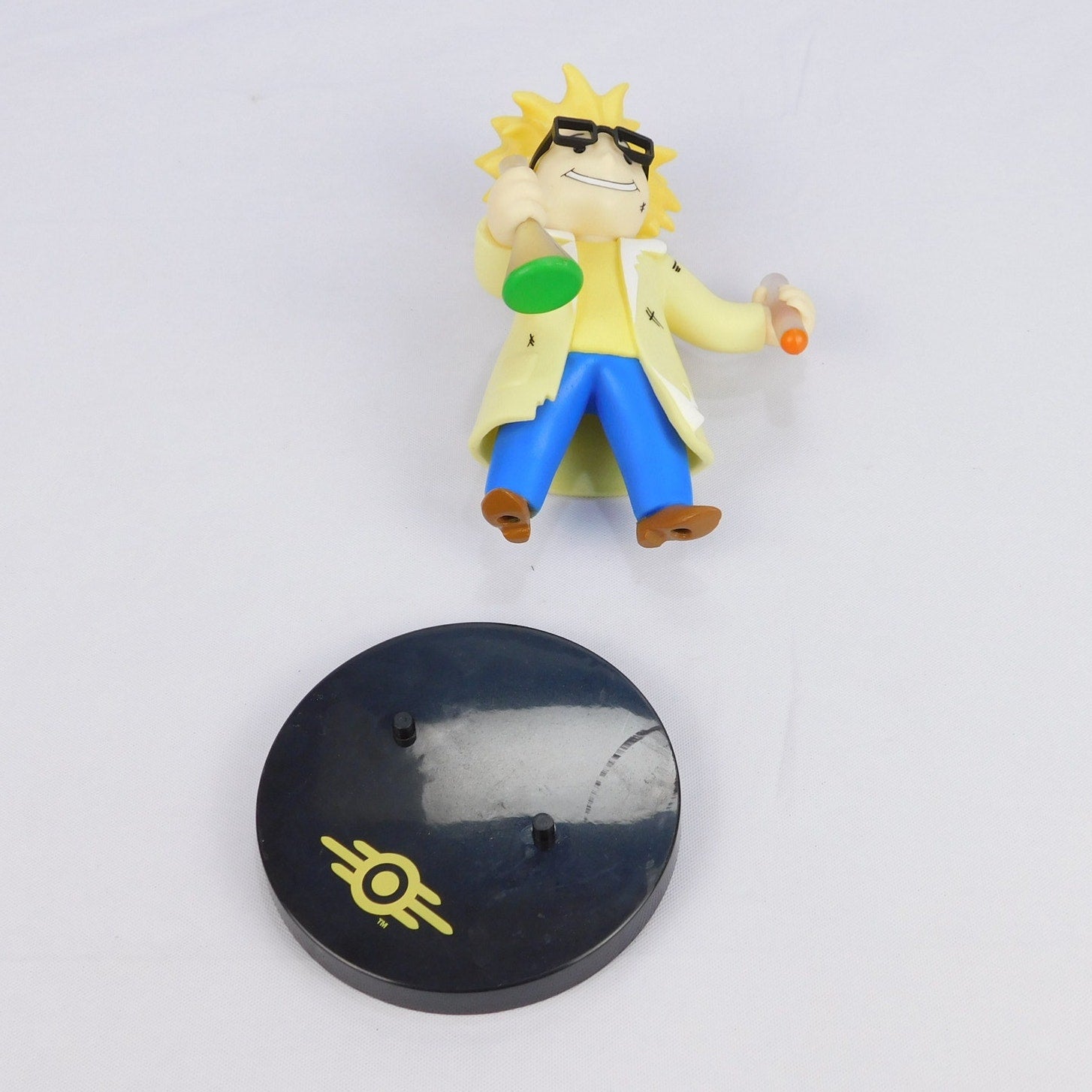 Fallout Vault Boy Chemist Vinyl Figure Loose With Stand 5.5 Inch Culture Fly