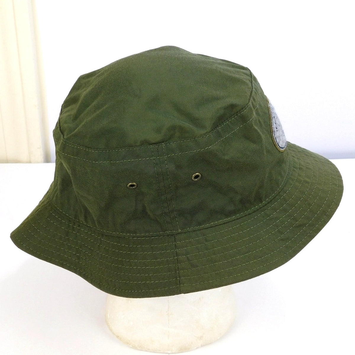 Vintage Walt Disney World Hockey Bucket Hat Mickey Mouse Green Nylon OSFA