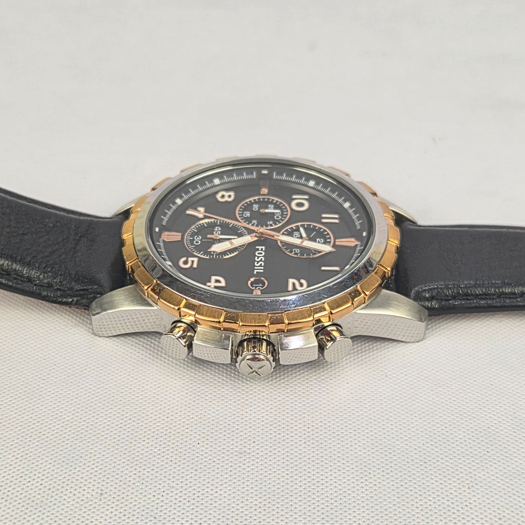 Fossil Dean FS4545 Mens Watch Chronograph Black Dial Leather Band New Battery