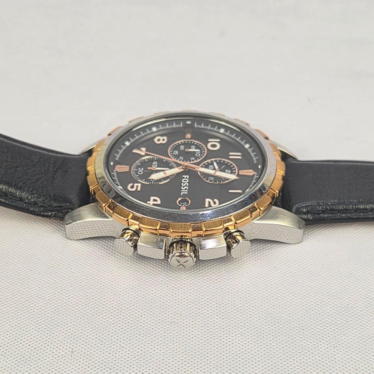 Fossil Dean FS4545 Mens Watch Chronograph Black Dial Leather Band New Battery