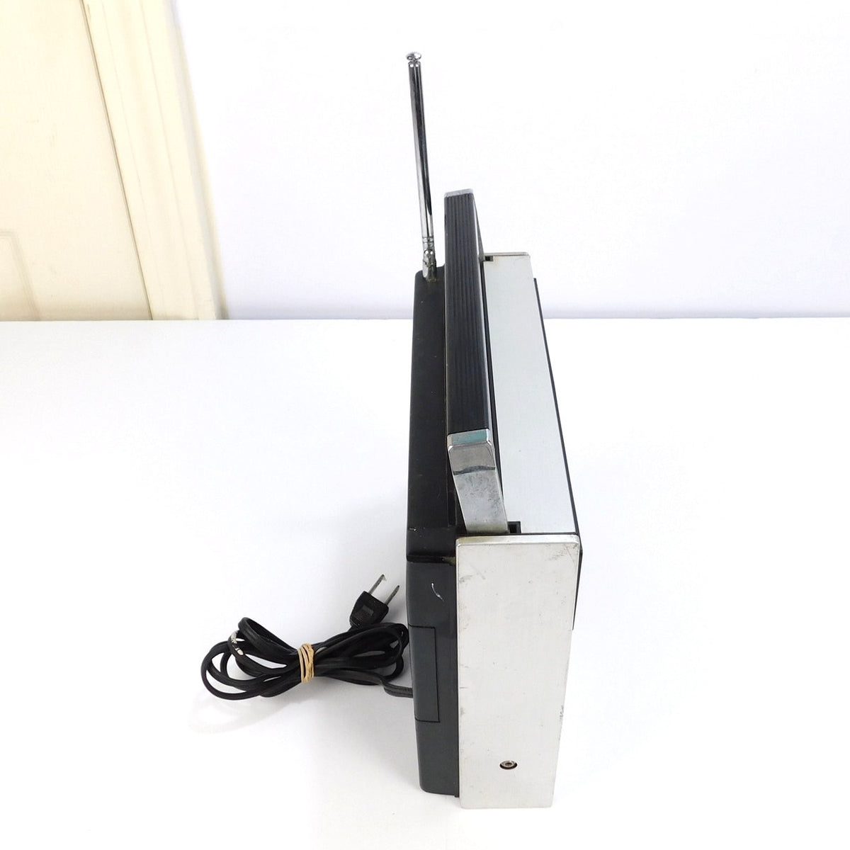 Vintage Precor 840 Multiband AM FM VHF Air Weather TV Portable Radio Tested