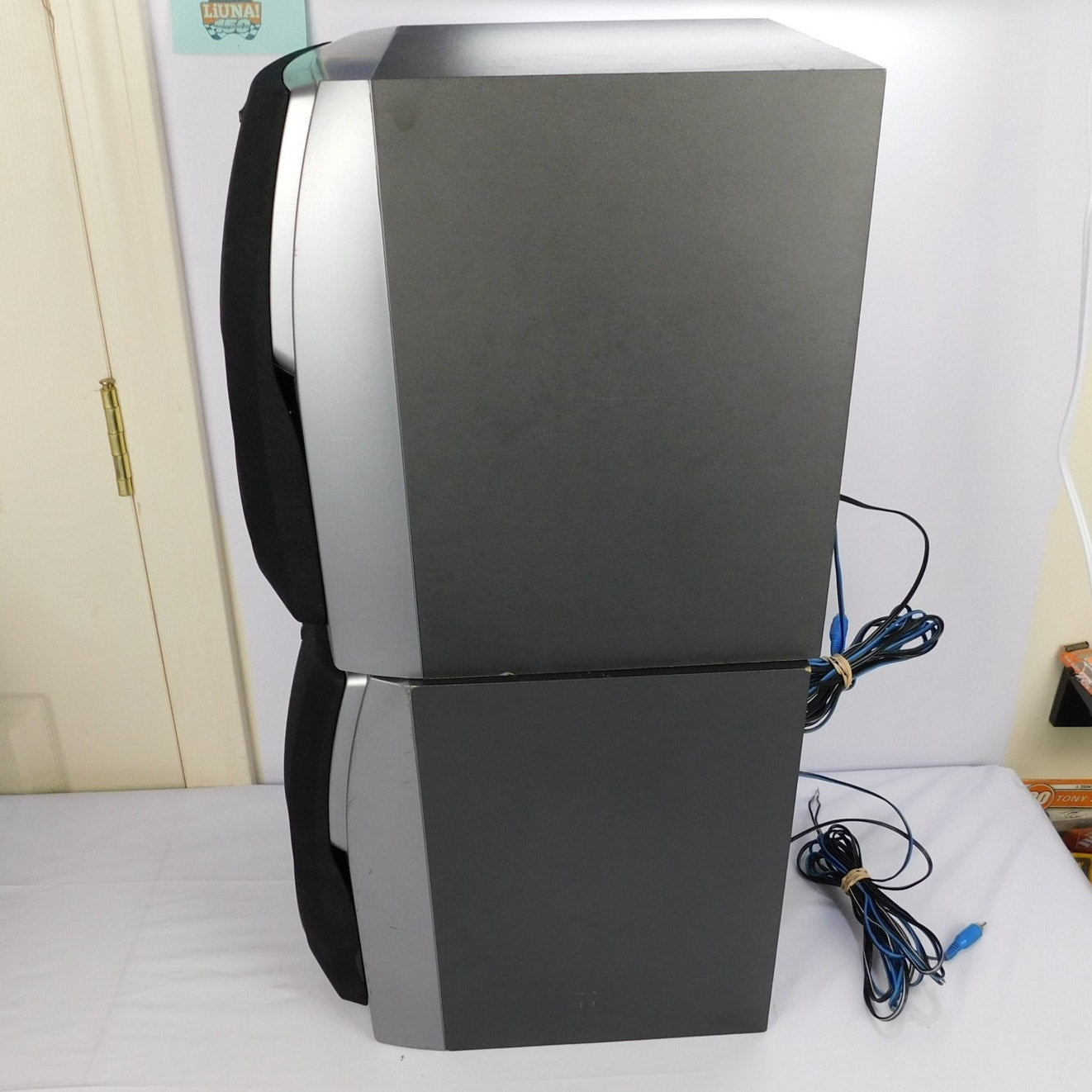 AIWA SX-WNA909 3-Way Bass Reflex Speakers 90s Built In Subwoofers 150W