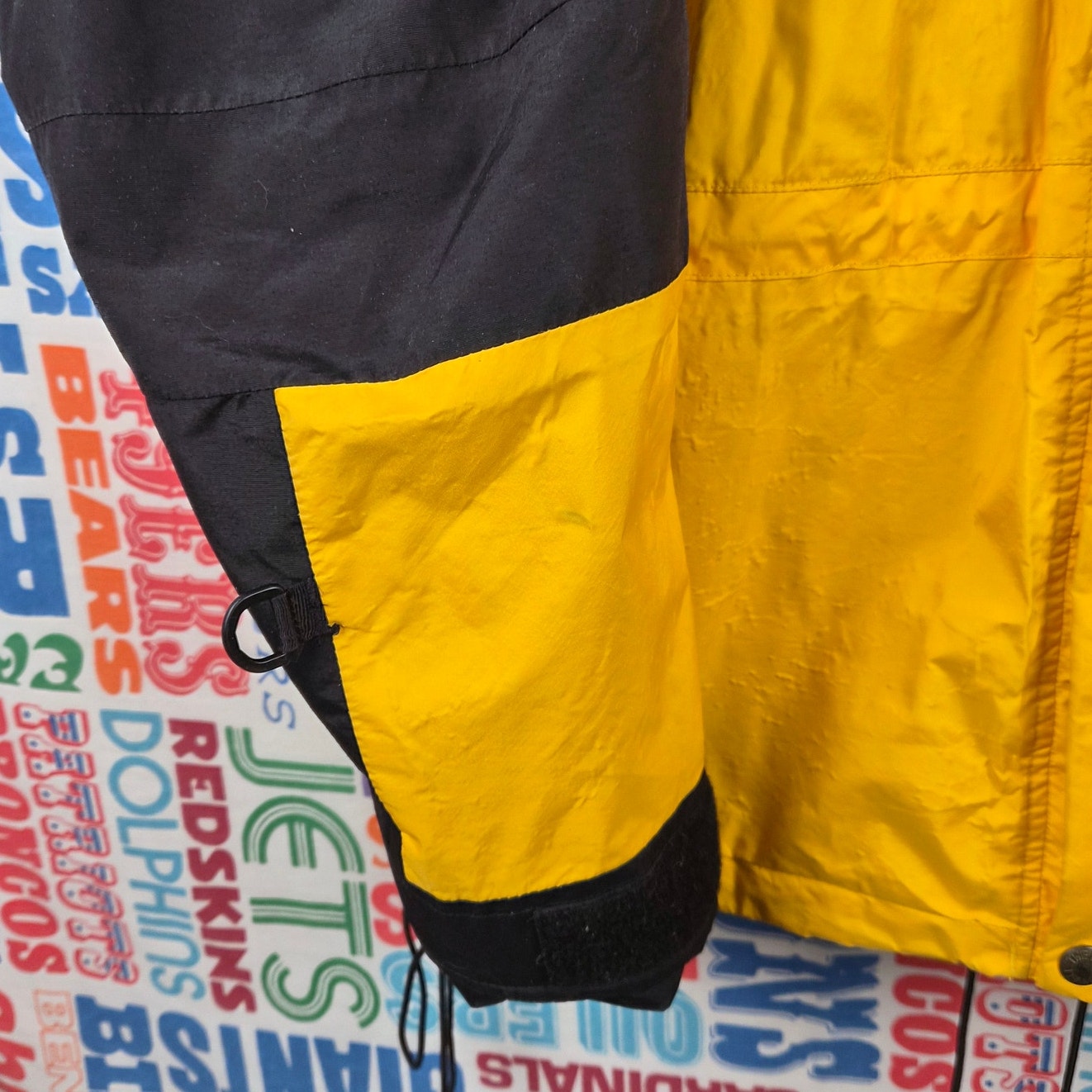 90s The North Face Mountain Light Summit Gold Gore Tex Jacket - Size M