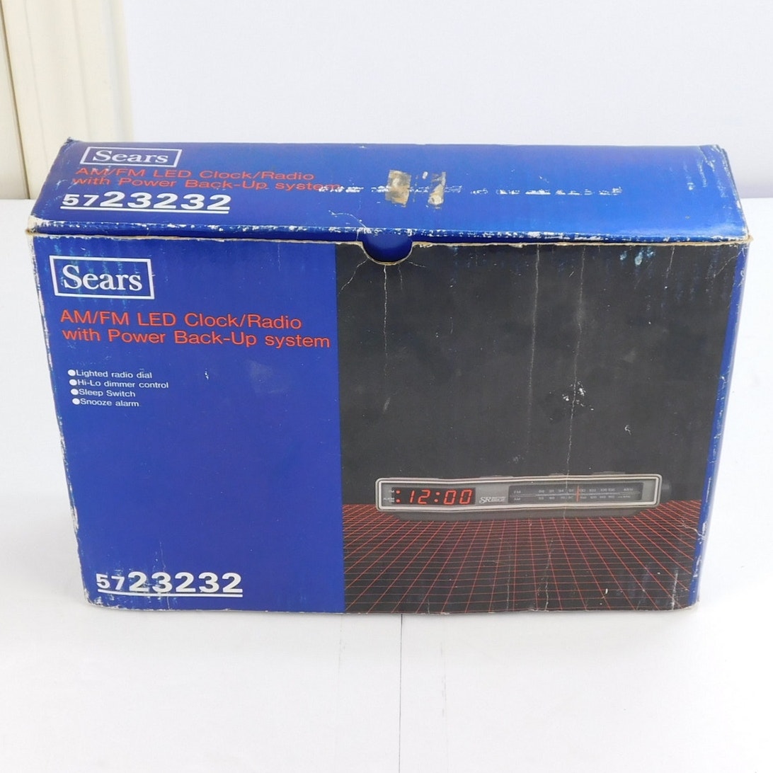 Vintage Sears 572.3232 AM FM LED Alarm Clock Radio Woodgrain Box Manual Tested