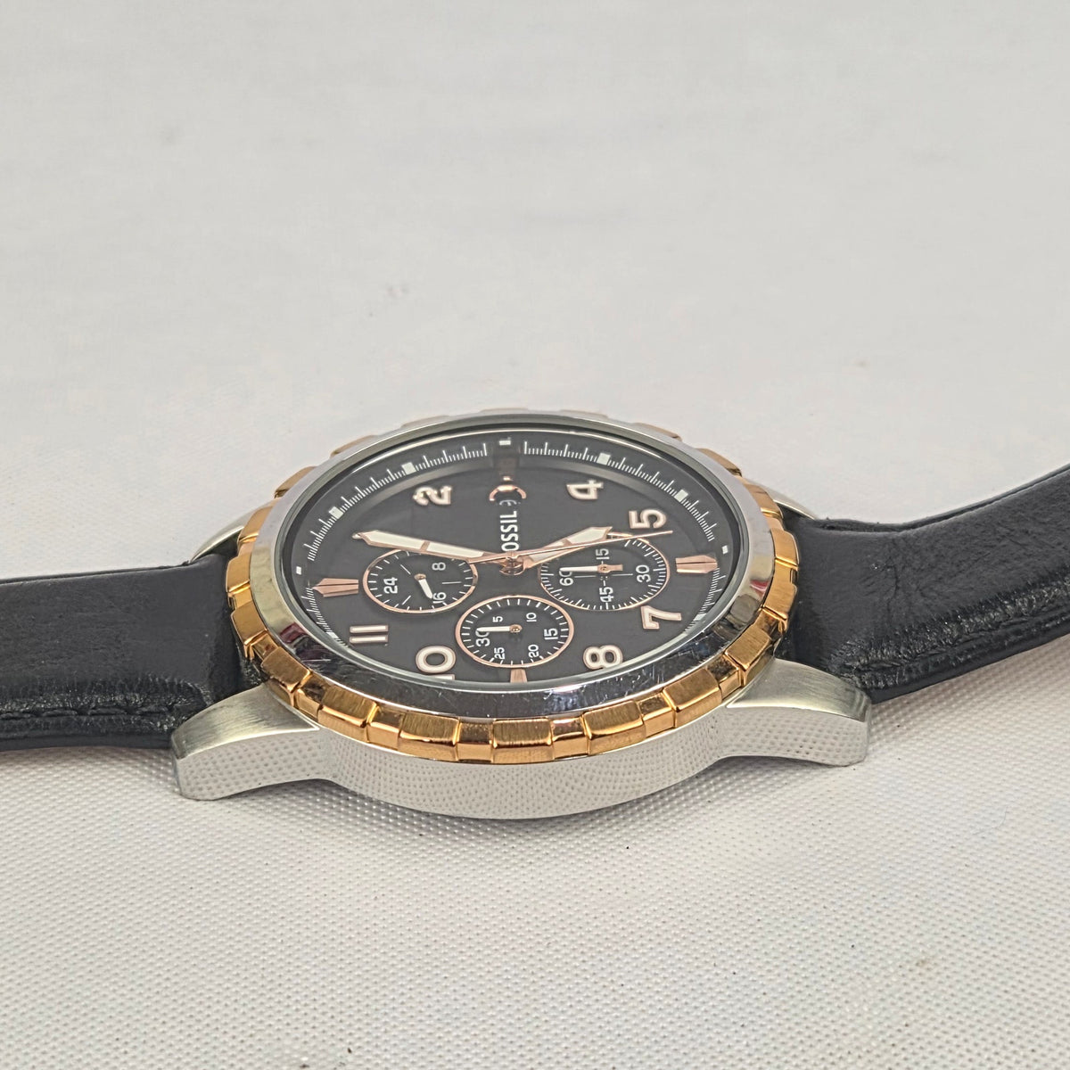 Fossil Dean FS4545 Mens Watch Chronograph Black Dial Leather Band New Battery