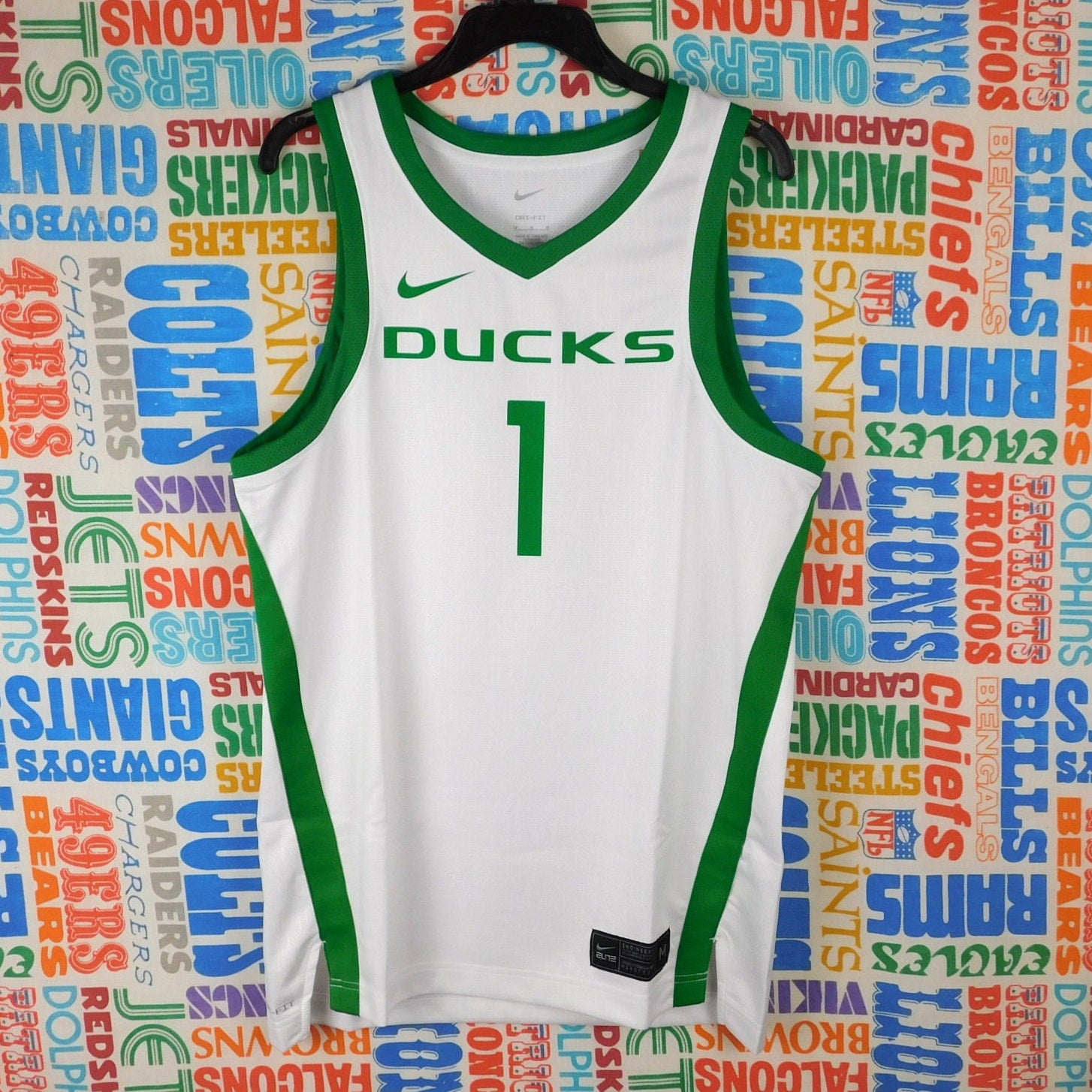 Nike Oregon Ducks Basketball Jersey - Size M, NWT