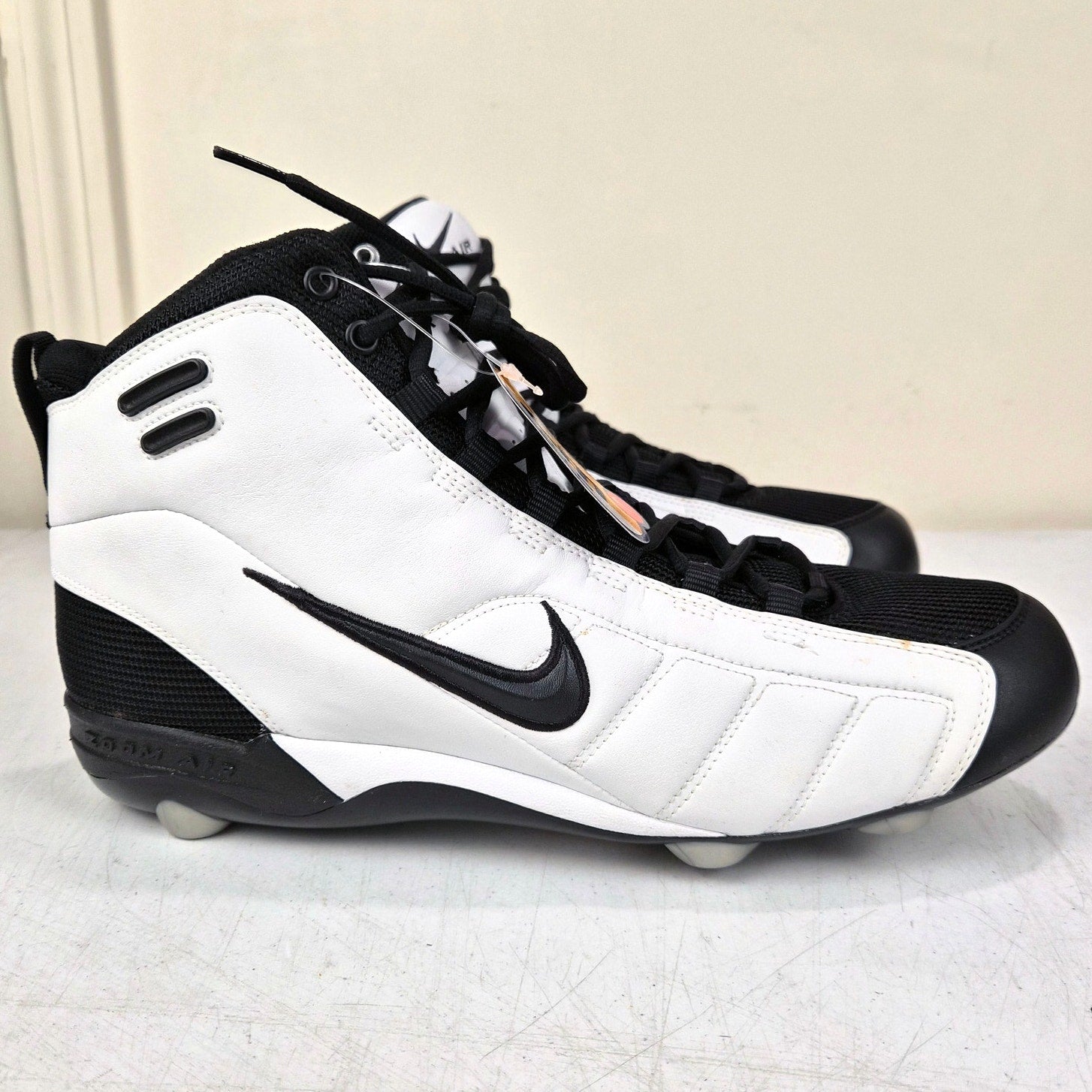 Vintage Nike Air Zoom Barracuda Football Cleats Size 13.5 NWT Deadstock 2003