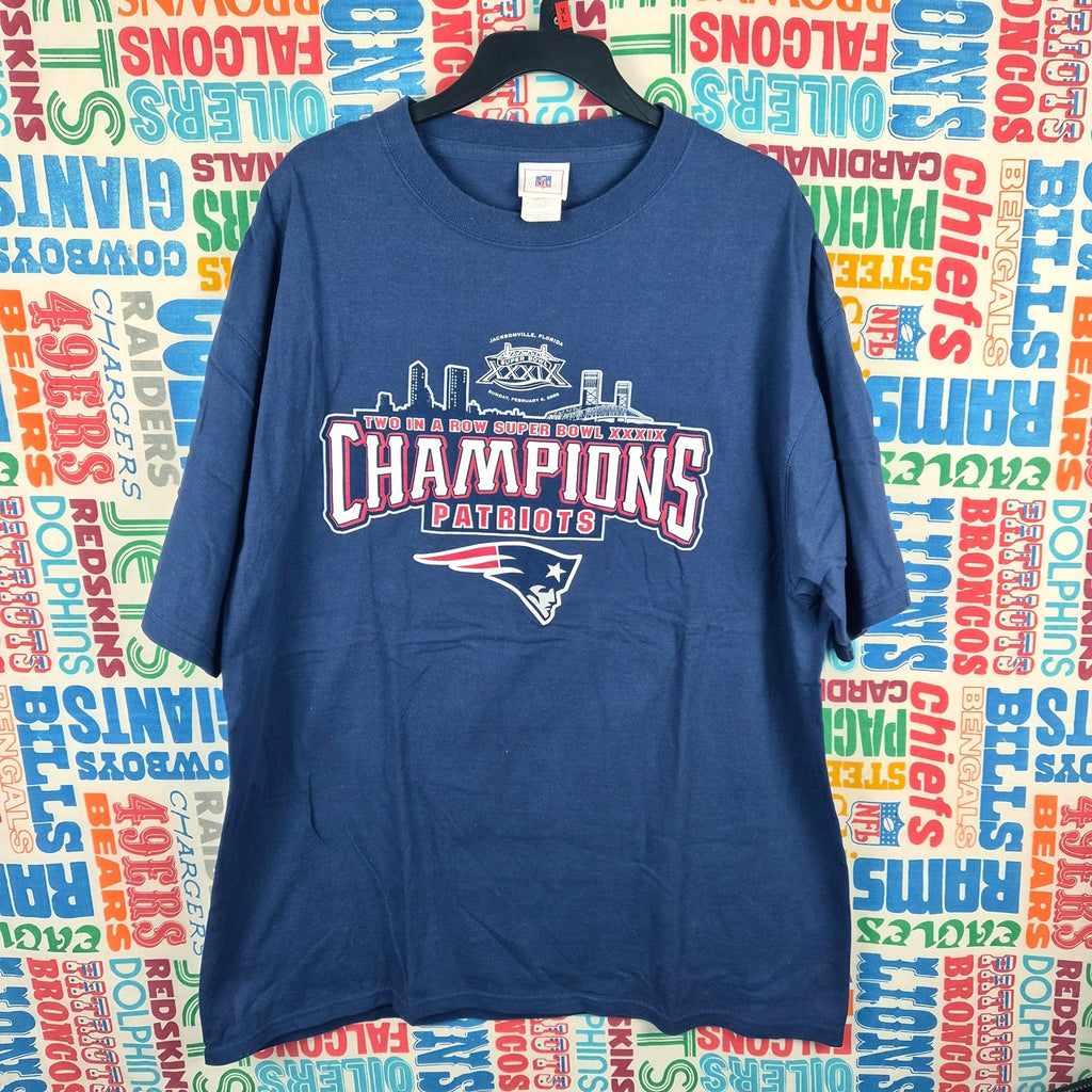 Y2K New England Patriots 2 In A Row Super Bowl Champs T Shirt - Size XL