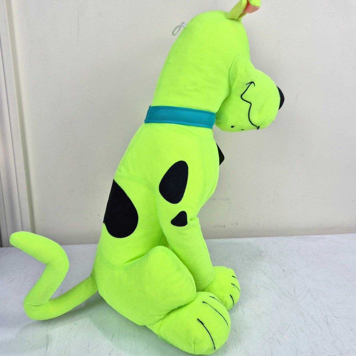 Scooby Doo Fluorescent 19 Inch Plush Toy Factory Neon Green 2021 Cardboard Tag