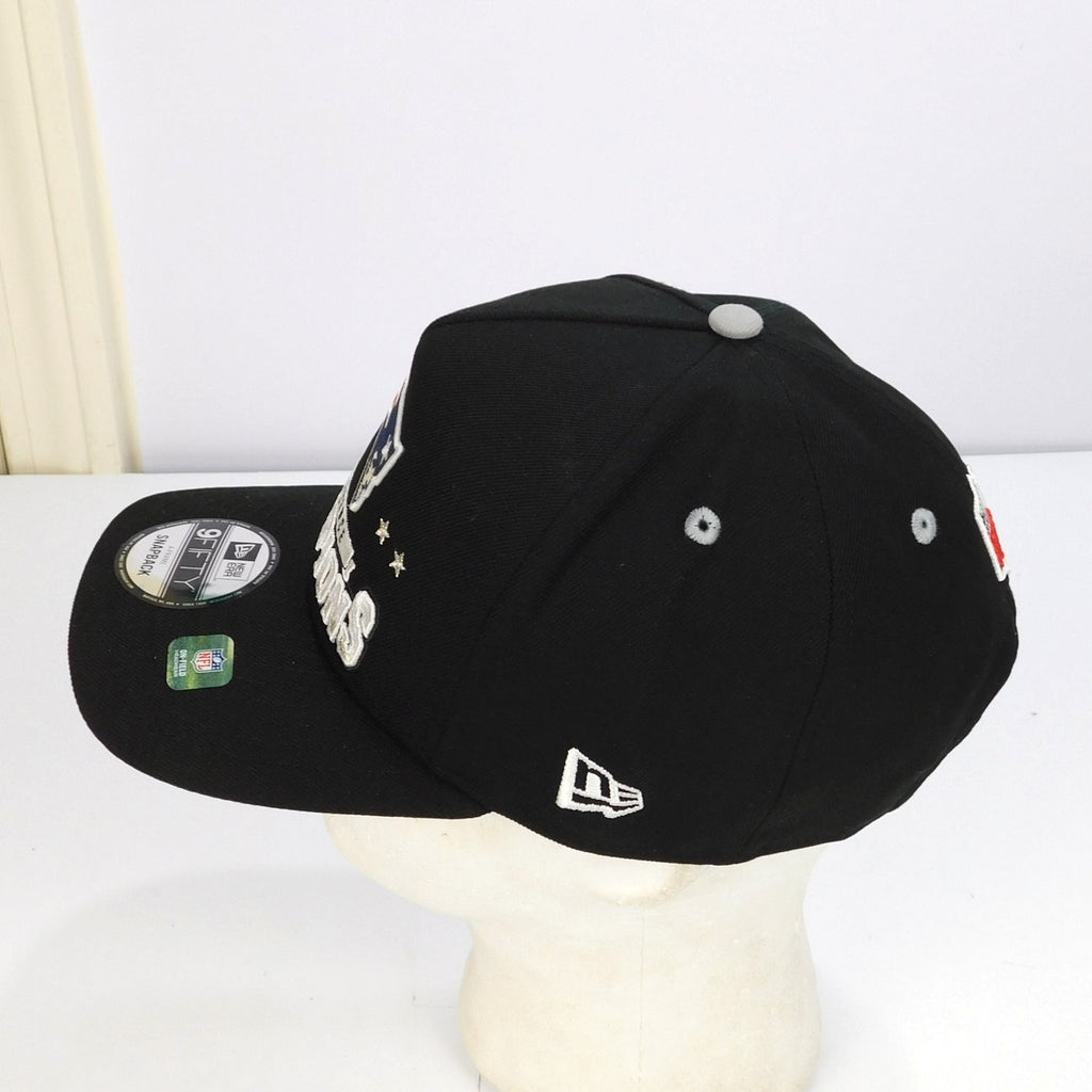 New England Patriots New Era 2025 AFC Champions Locker Room Hat - OSFA, NWT