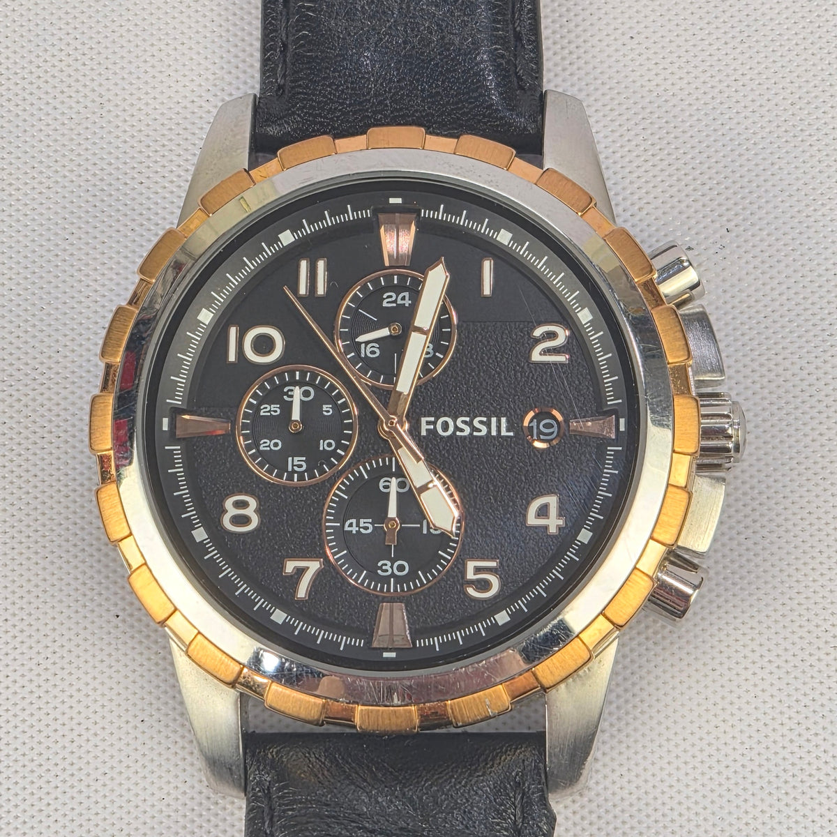 Fossil Dean FS4545 Mens Watch Chronograph Black Dial Leather Band New Battery