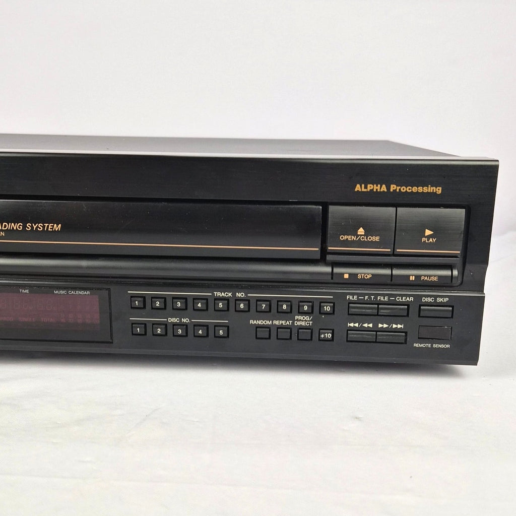 Denon DCM-560 CD Player 5 Disc Carousel Tested Serviced With Remote 1994