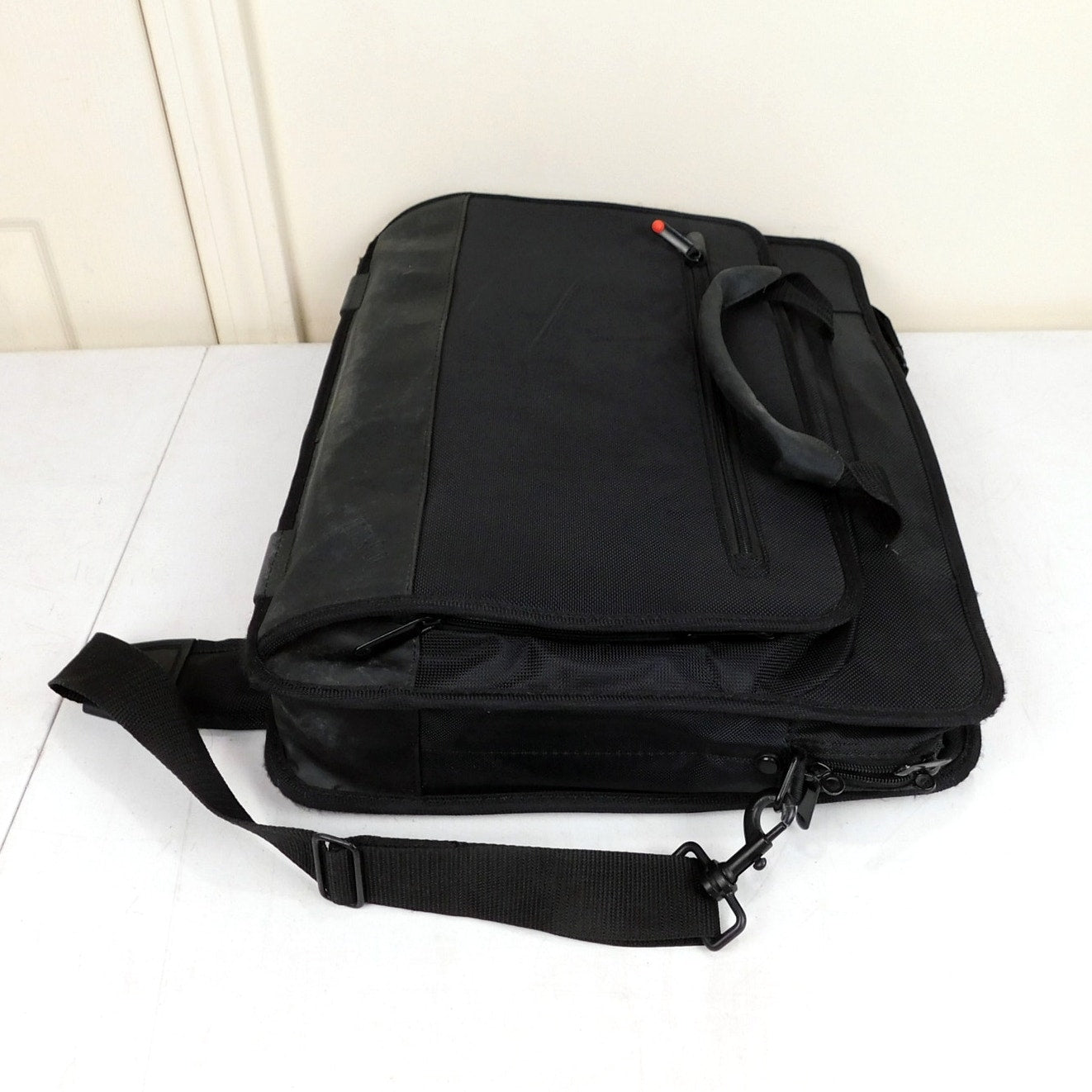 90s IBM Thinkpad Laptop Bag - 17" x 14" x 4"