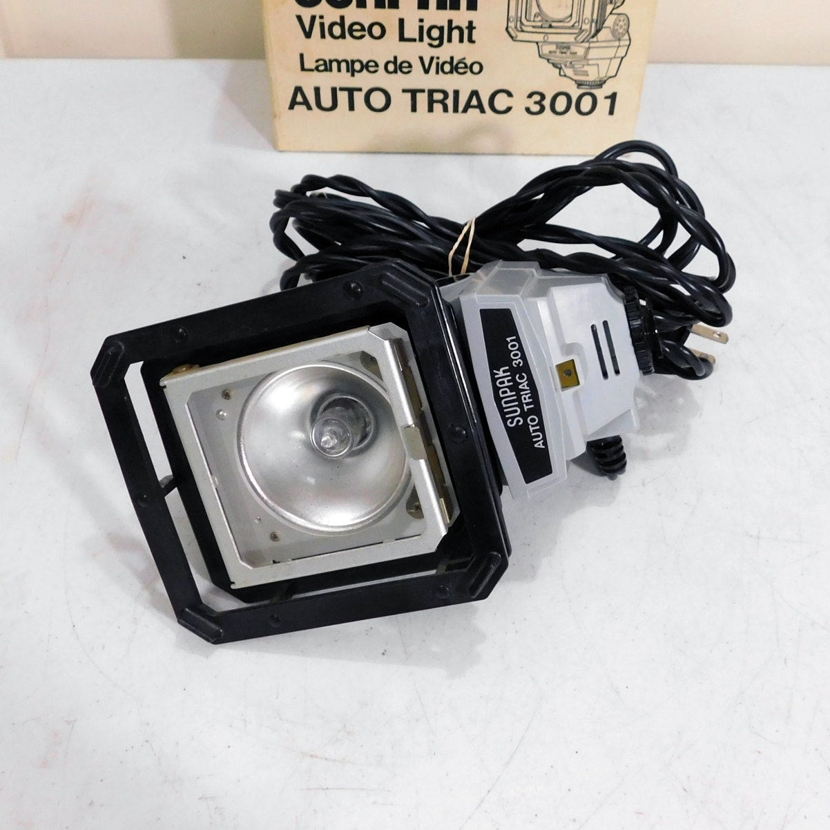 Vintage Sunpak Video Light Auto Triac 3001 Tested Working In Box