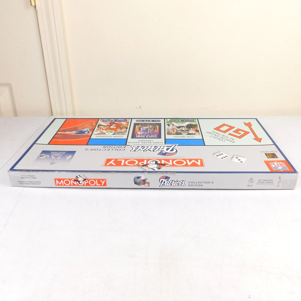 New England Patriots Monopoly Board Game Complete In Box USAopoly Vintage 2004