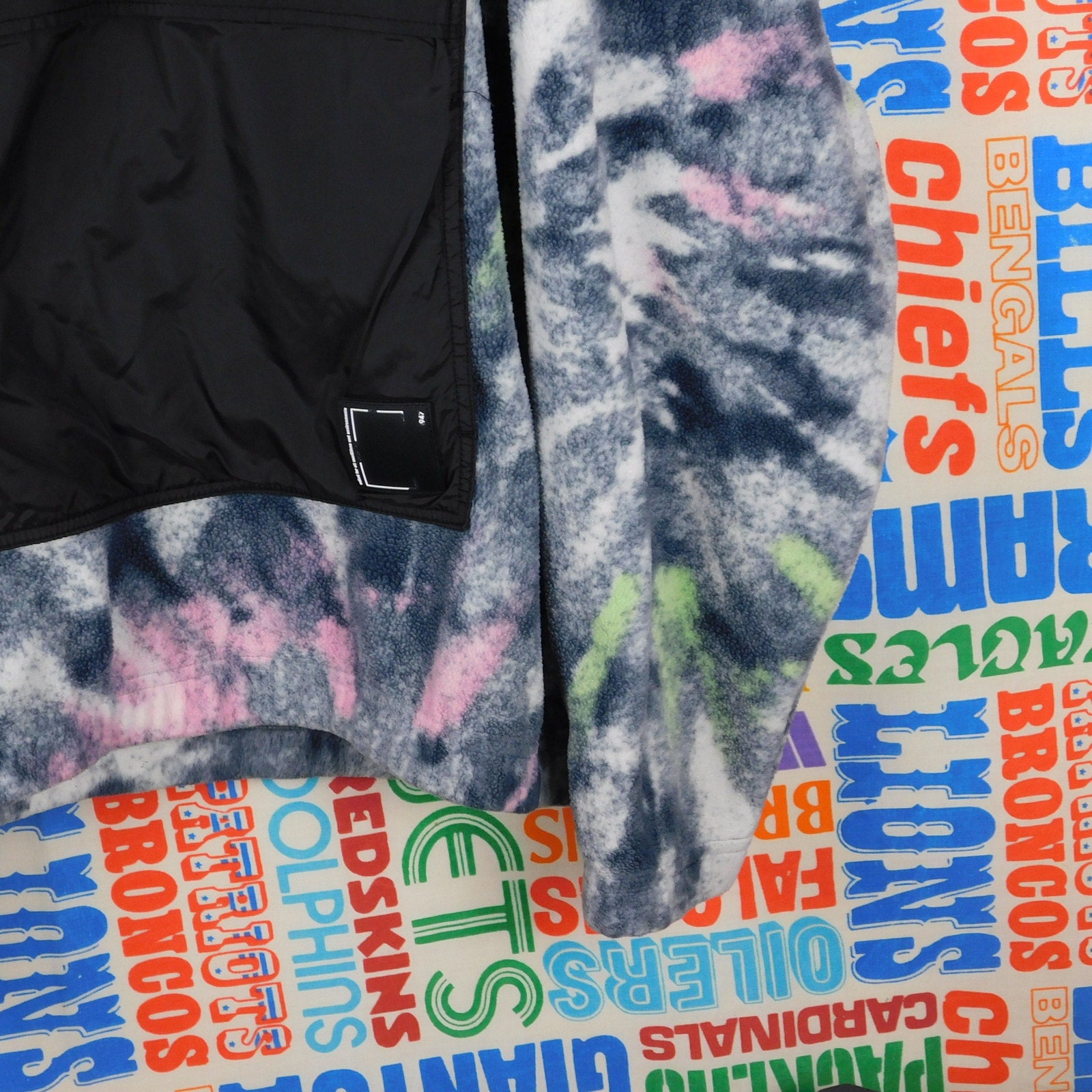 H&M Tie Dye 1/4 Zip Fleece Jacket - Size L