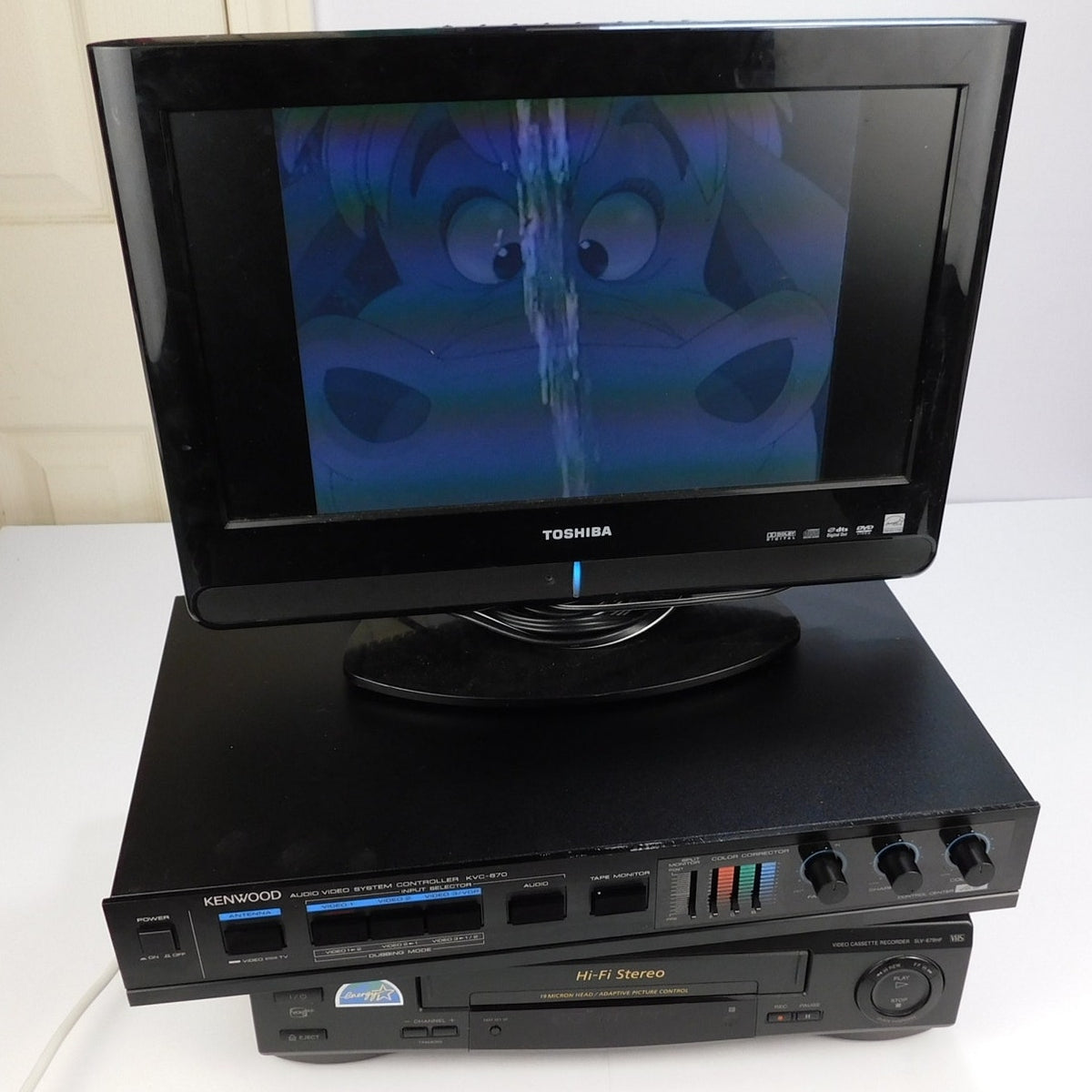 Kenwood KVC-670 Audio Video System Controller Vintage AV Switcher Tested Working