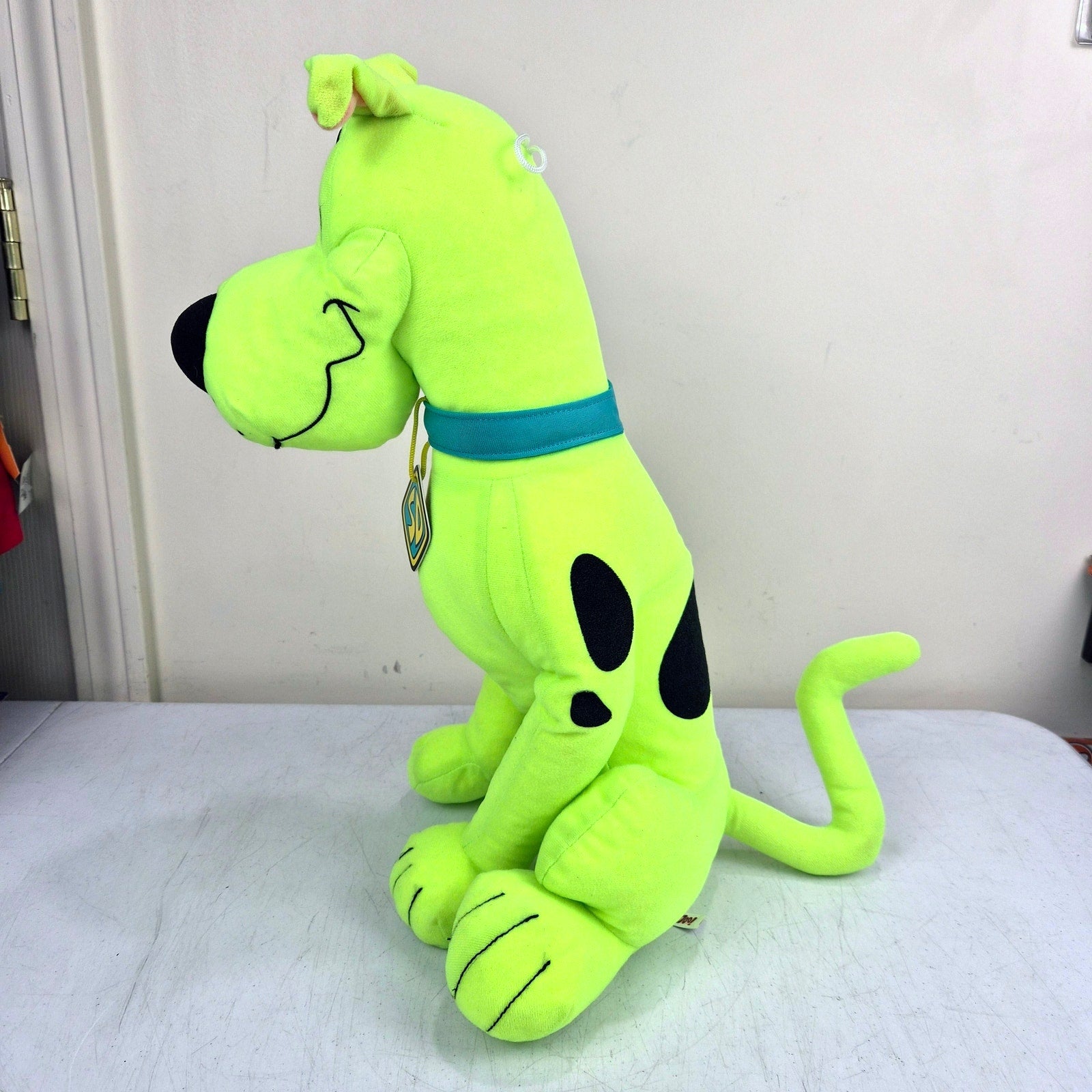 Scooby Doo Fluorescent 19 Inch Plush Toy Factory Neon Green 2021 Cardboard Tag