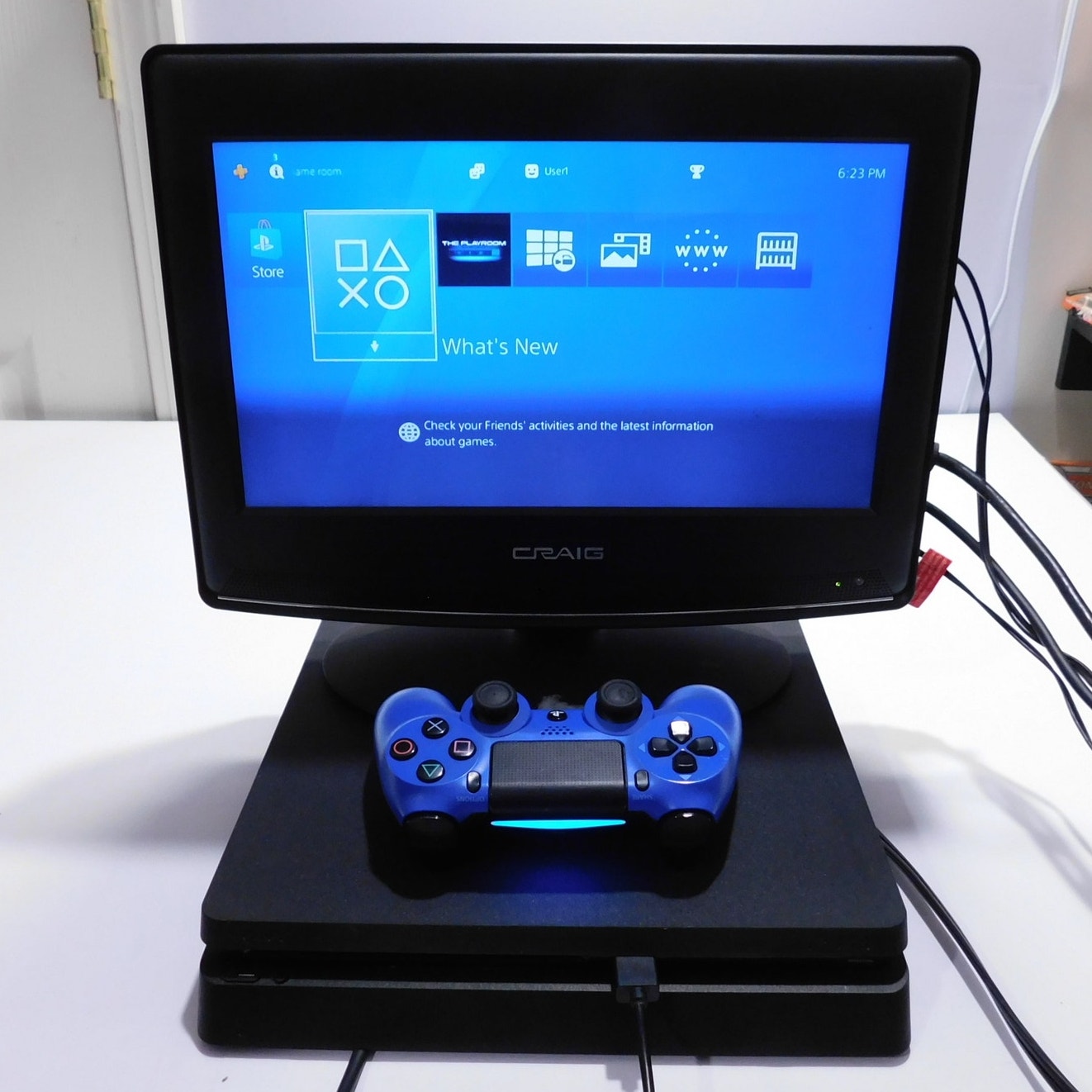 Sony PlayStation 4 PS4 Slim 500GB Console Bundle Blue Controller Cords Tested