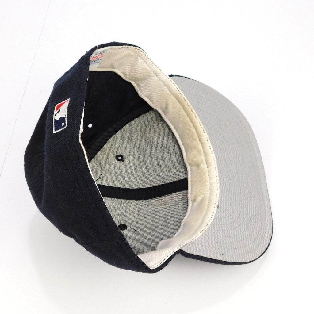 Vintage Boston Red Sox Wool Fitted Hat 7 1/4 USA Factory Seconds MLB New Era 90s