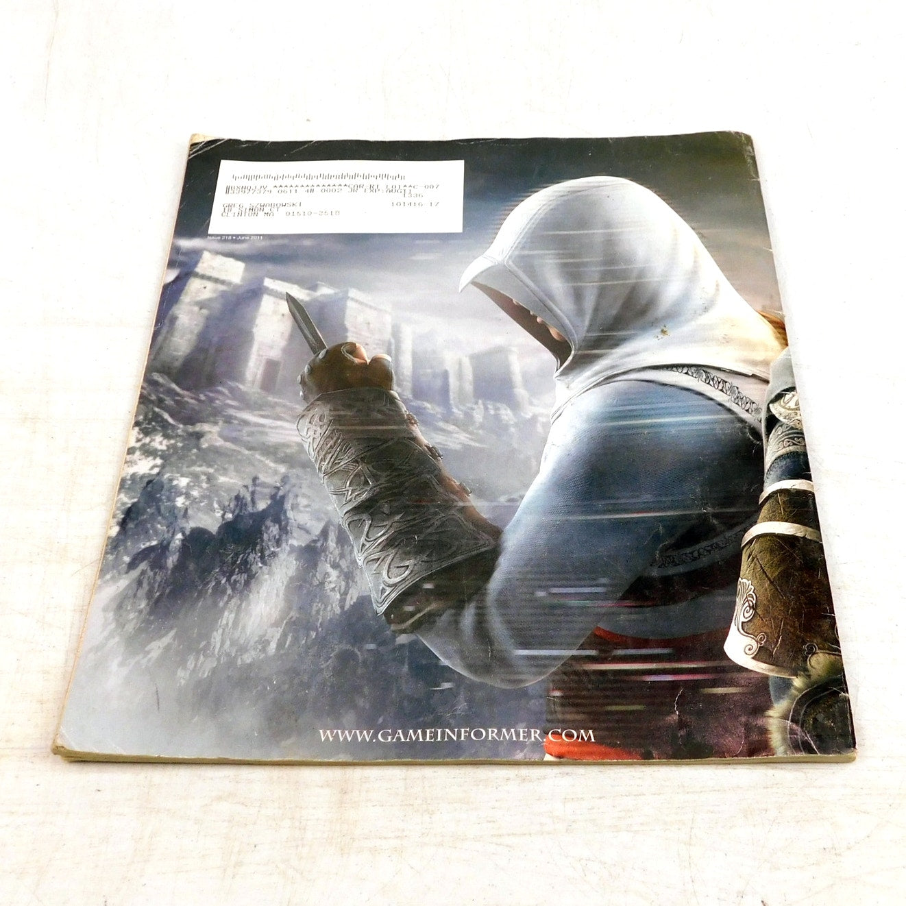 Game Informer Magazine Issue 218 June 2011 Assassins Creed Revelations Cover