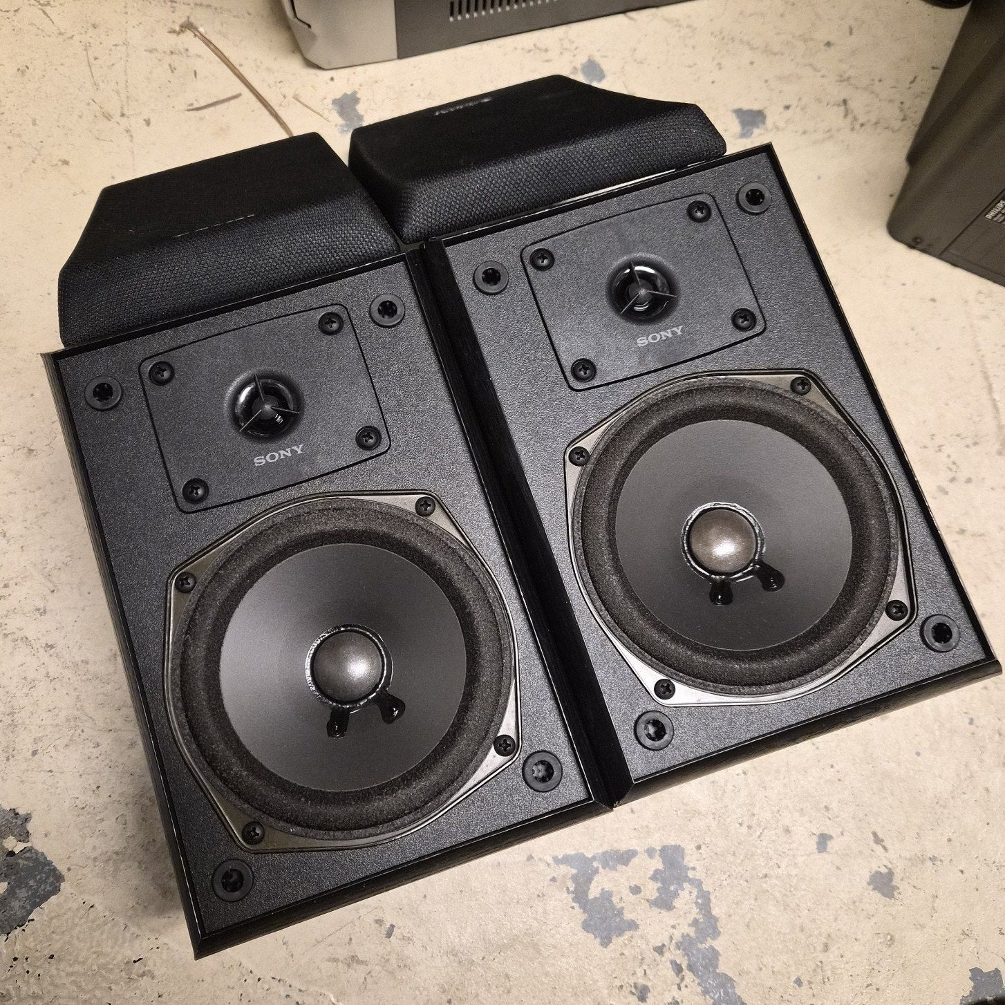 Sony SS-MB150H Bookshelf Speakers Pair Tested Working 120W 8 Ohms 10x7x7