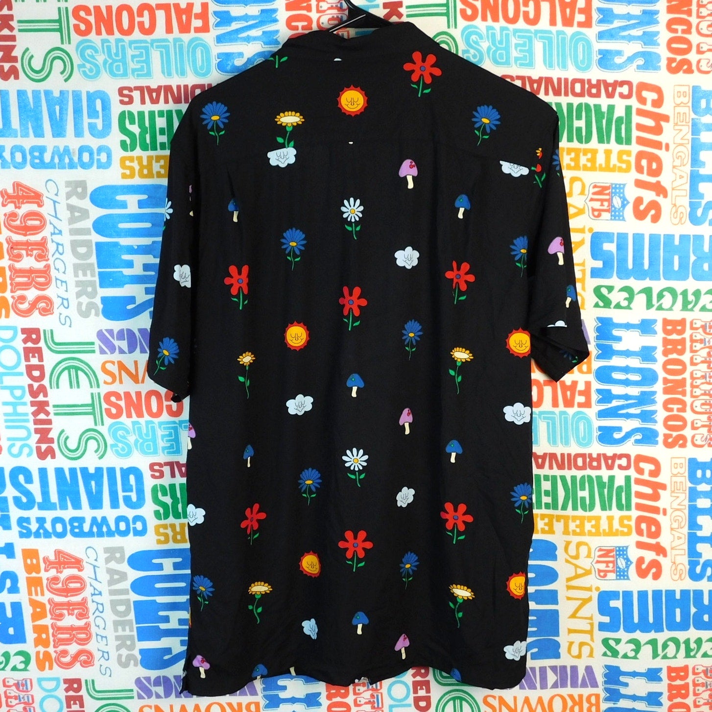 Vans Floral Mushroom Shirt Mens Medium Black Psychedelic Button Up Skate AOP