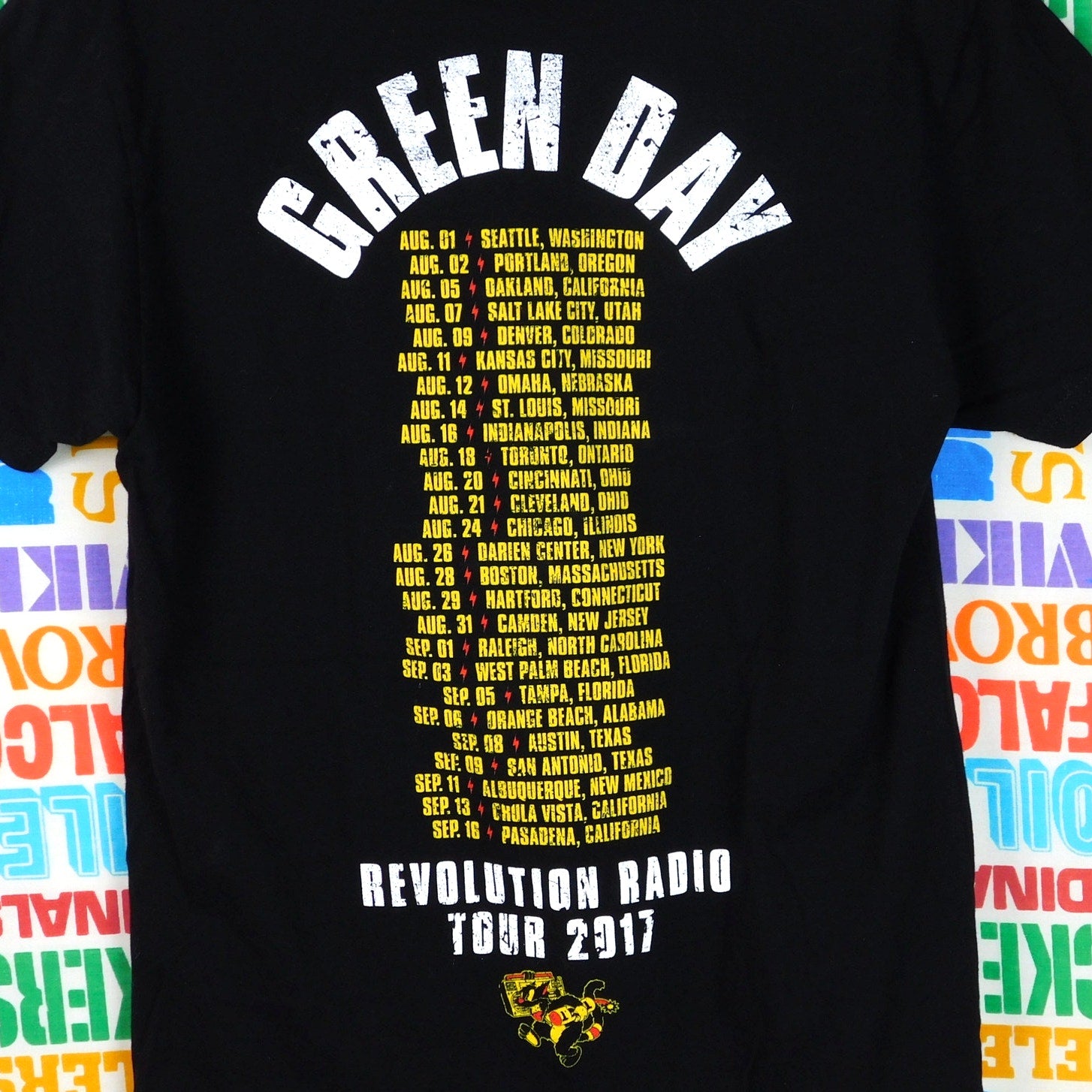 Green Day Revolution Radio Tour 2017 T Shirt - Size S