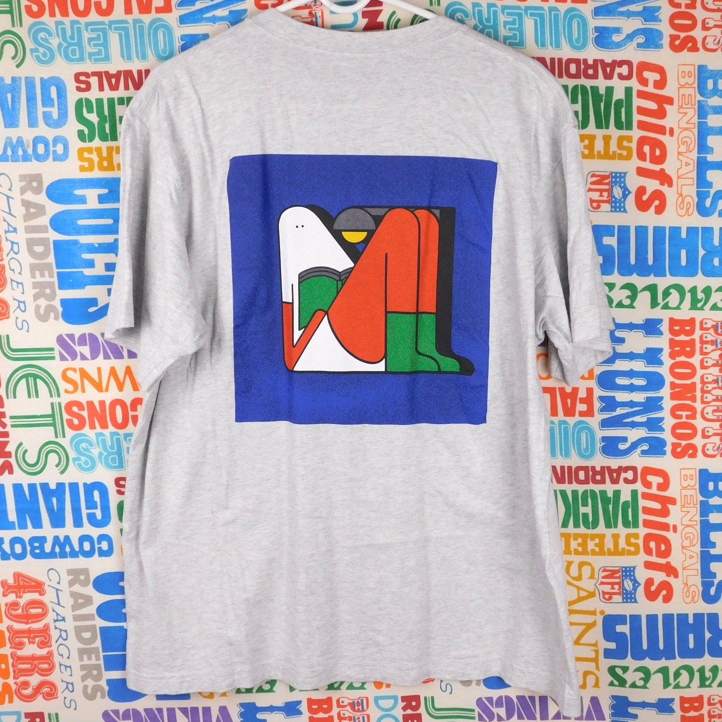 Uniqlo UTGP x Tate Modern Graphic T Shirt - Size XL