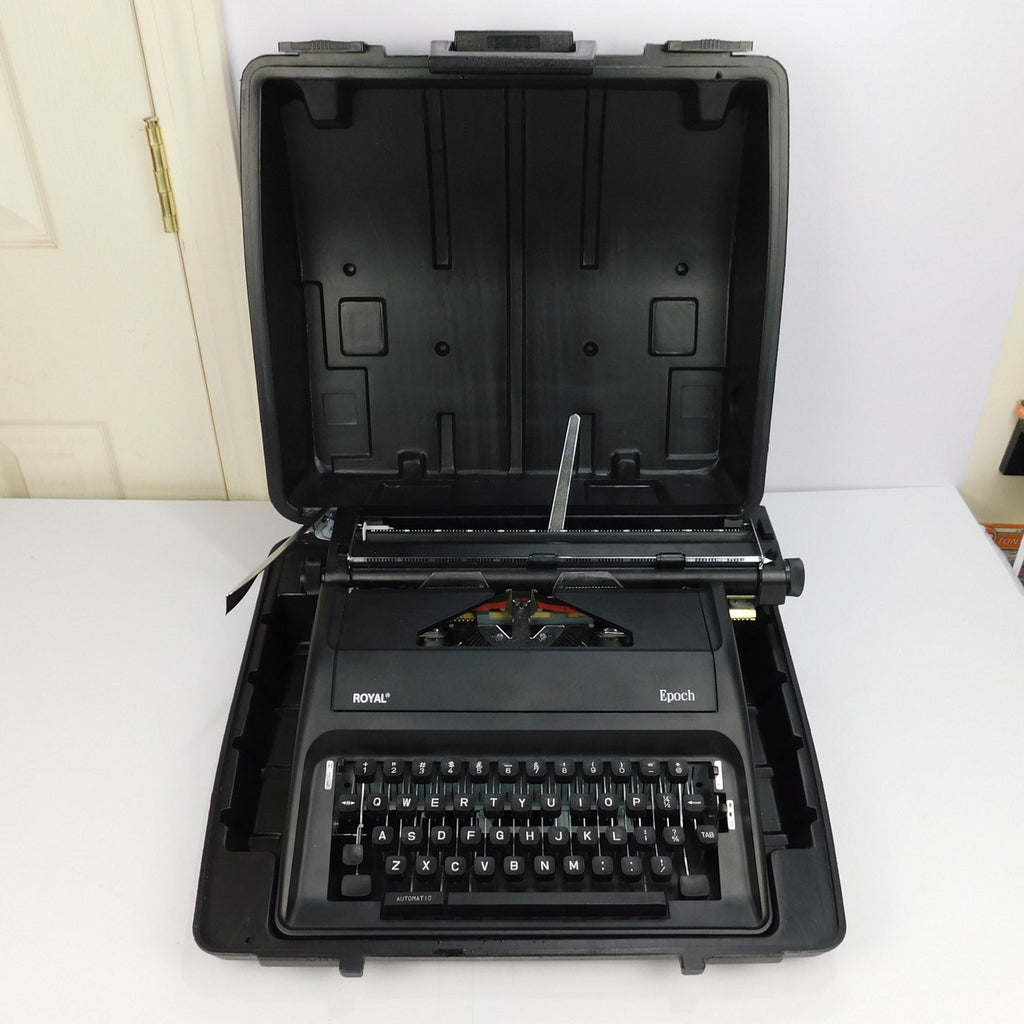 Royal Epoch Portable Manual Typewriter Black w/ Hard Carrying Case Tested