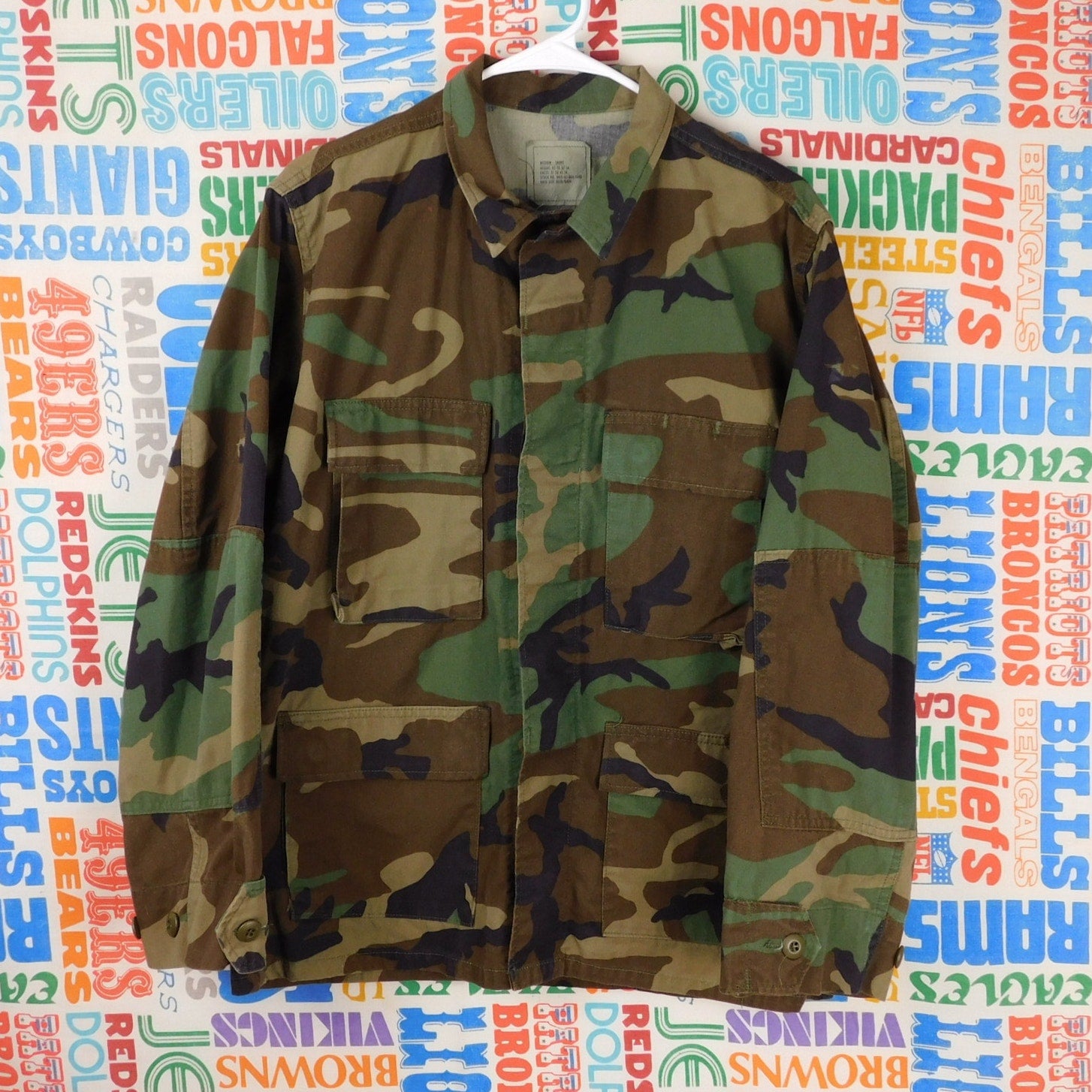 1999 US Army Woodland Camo Military Jacket - Size M