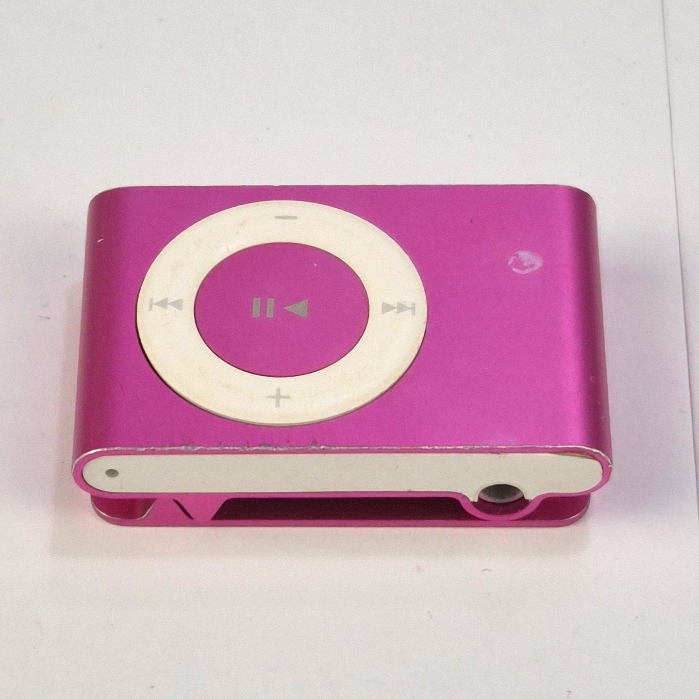 Apple iPod Shuffle 2nd Gen A1204 Pink 1GB New Battery USB Cable Tested