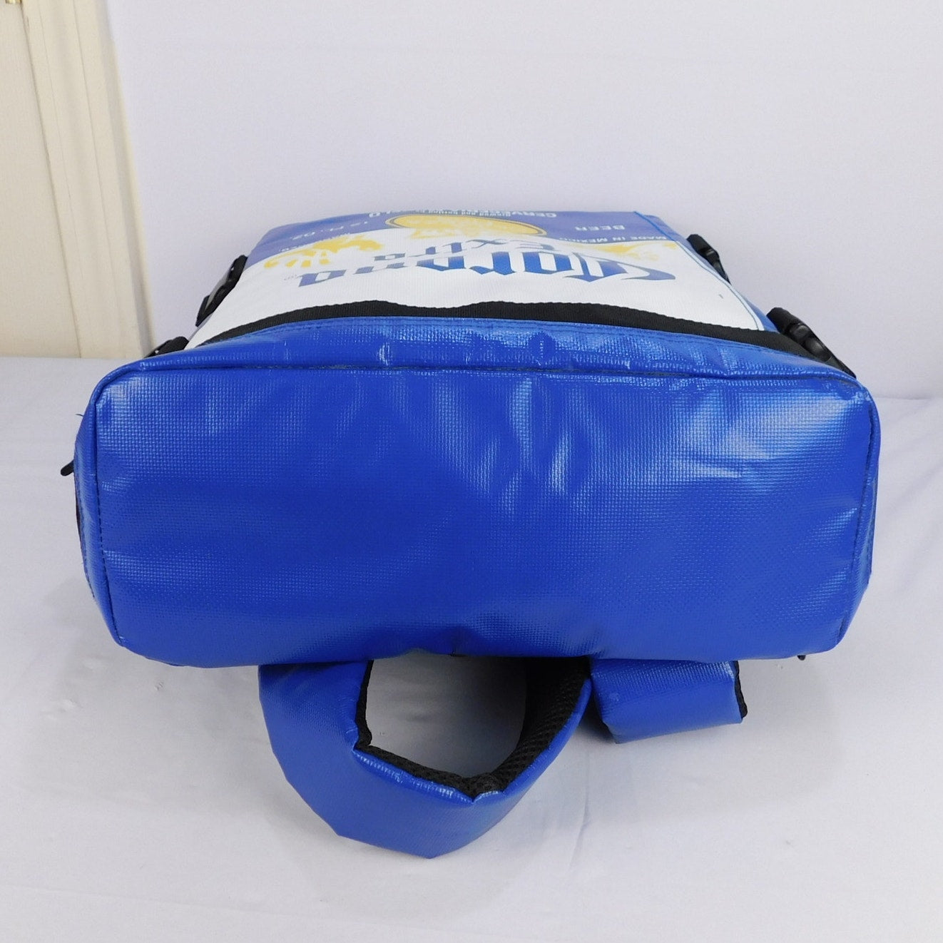 Corona Extra Cooler Backpack Insulated Zip Top Blue Label Promo Straps 18x13x5