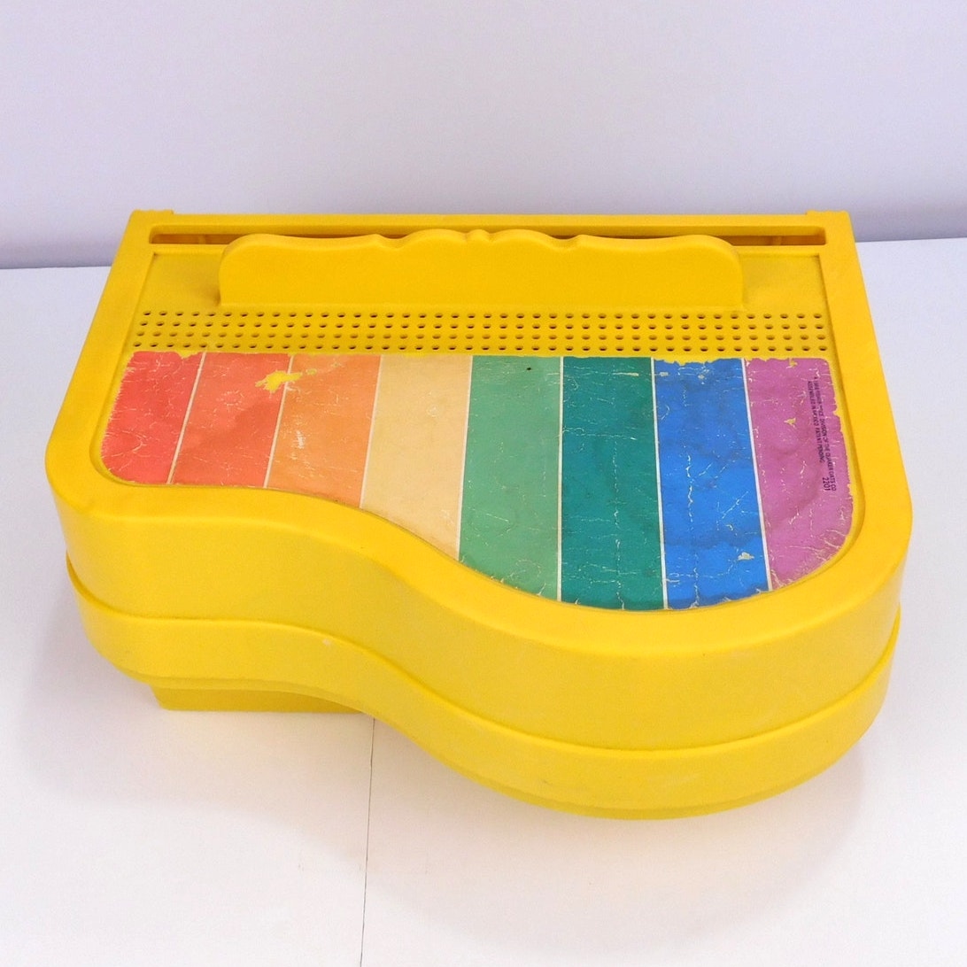 Vintage Fisher Price Grand Piano 1986 Yellow Rainbow Keys 2201 Tested