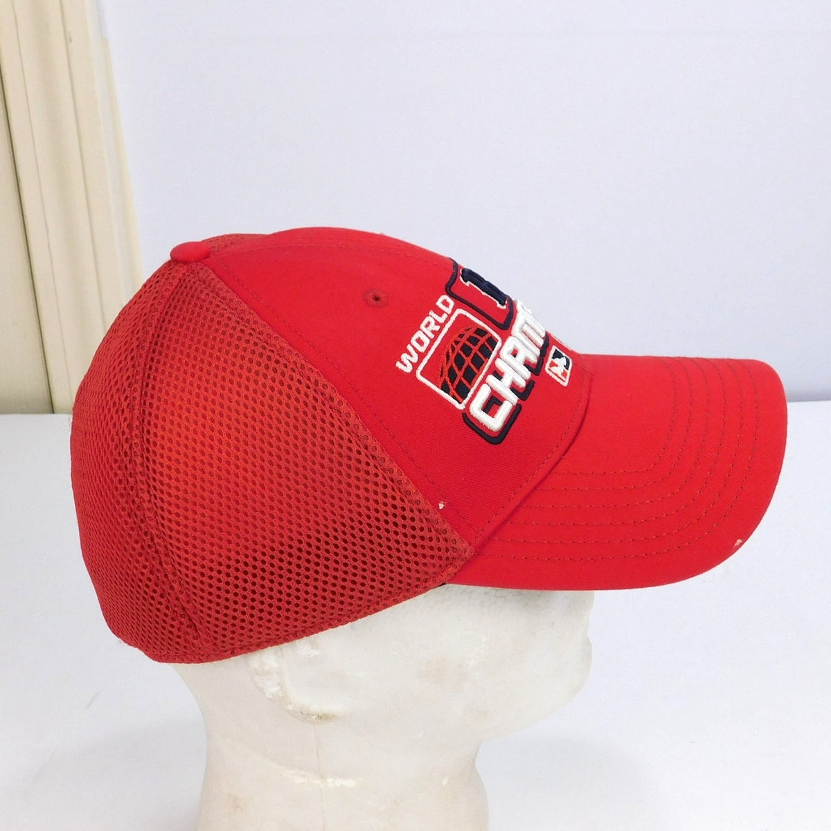 2004 Boston Red Sox World Series Champions New Era Mesh Hat Cap MLB OSFA Red