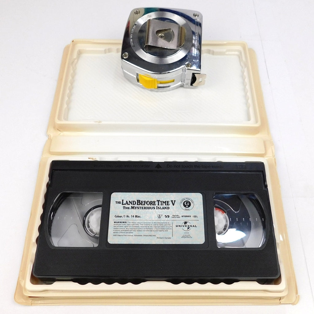 The Land Before Time V The Mysterious Island VHS Tested 1997 Clam Shell